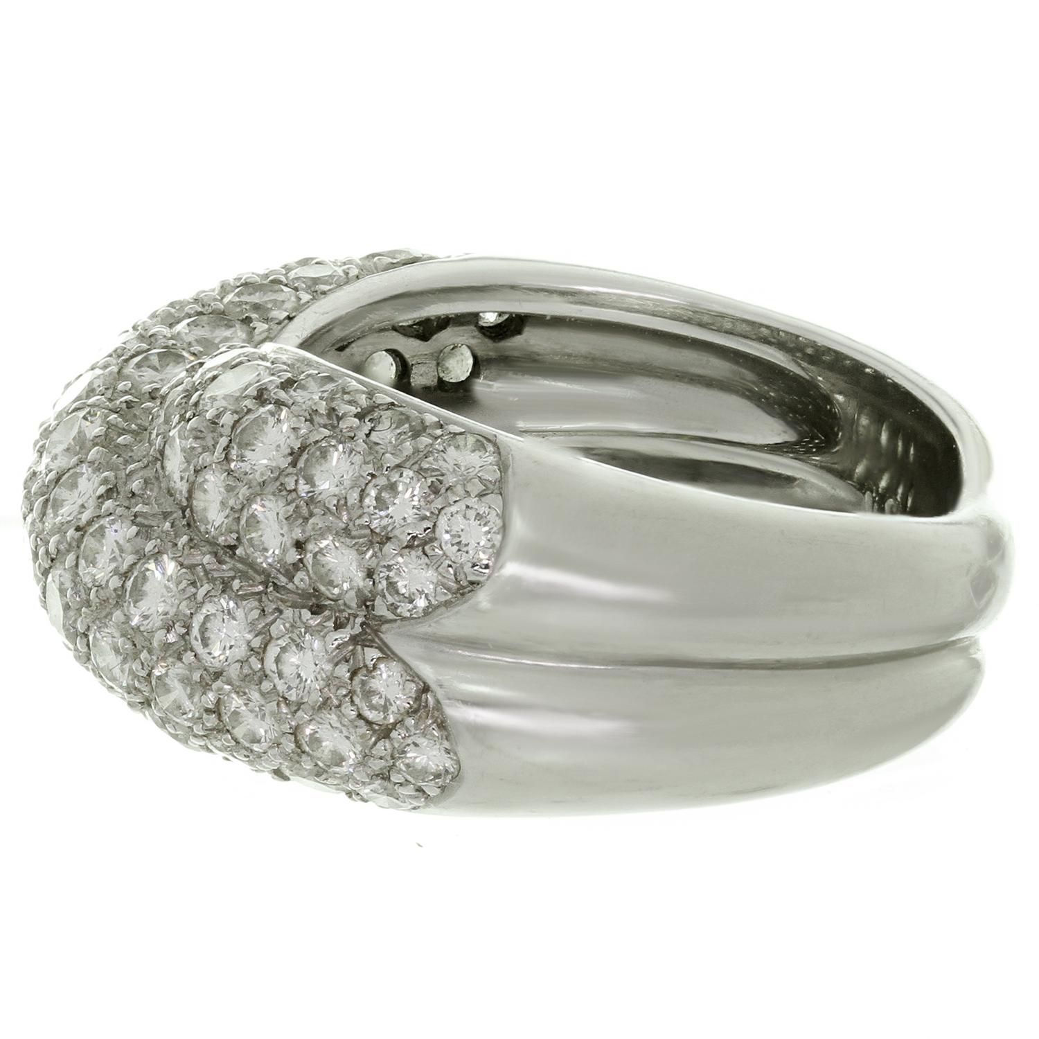 Women's Van Cleef & Arpels Entrelacs Diamond White Gold Ring