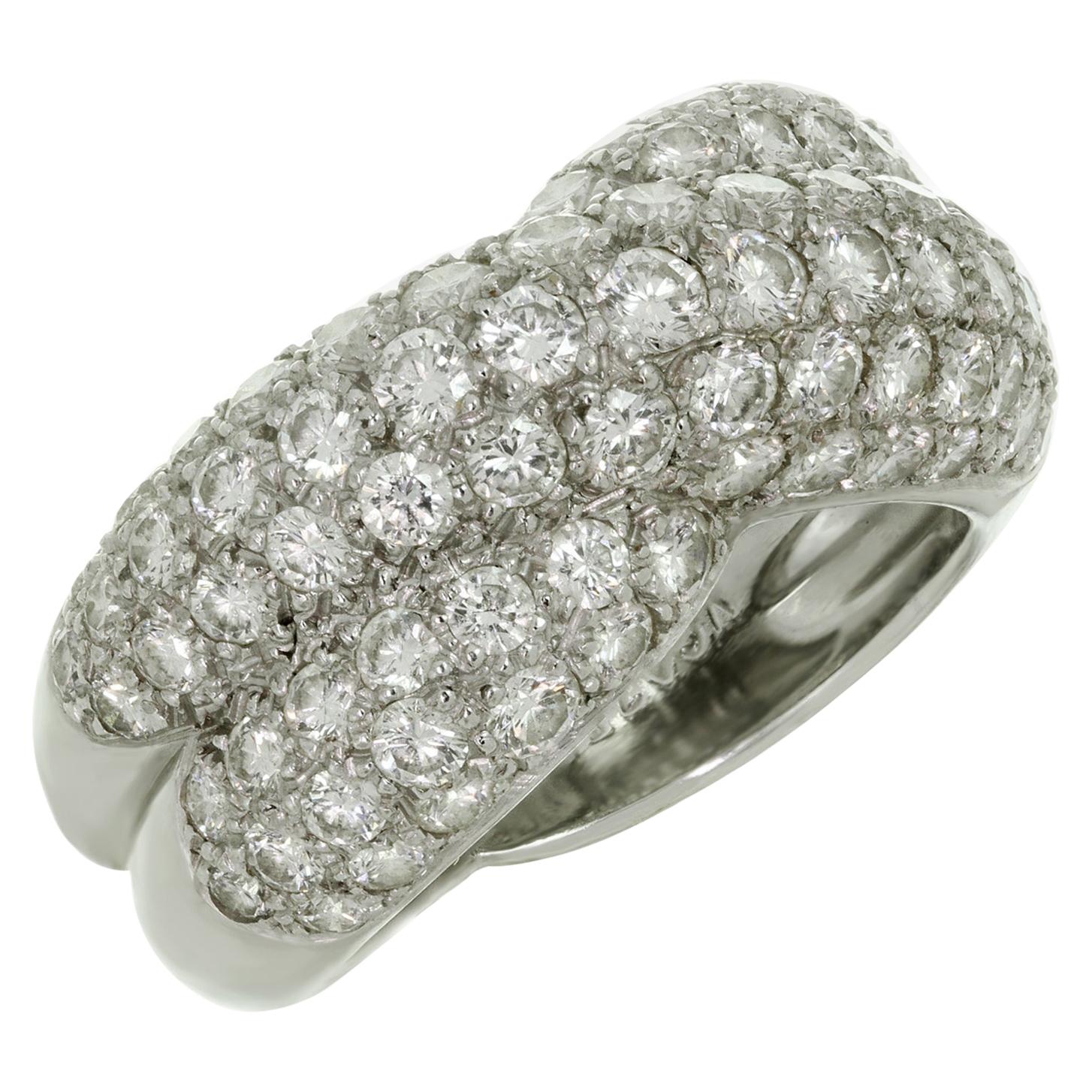 Van Cleef & Arpels Entrelacs Diamond White Gold Ring