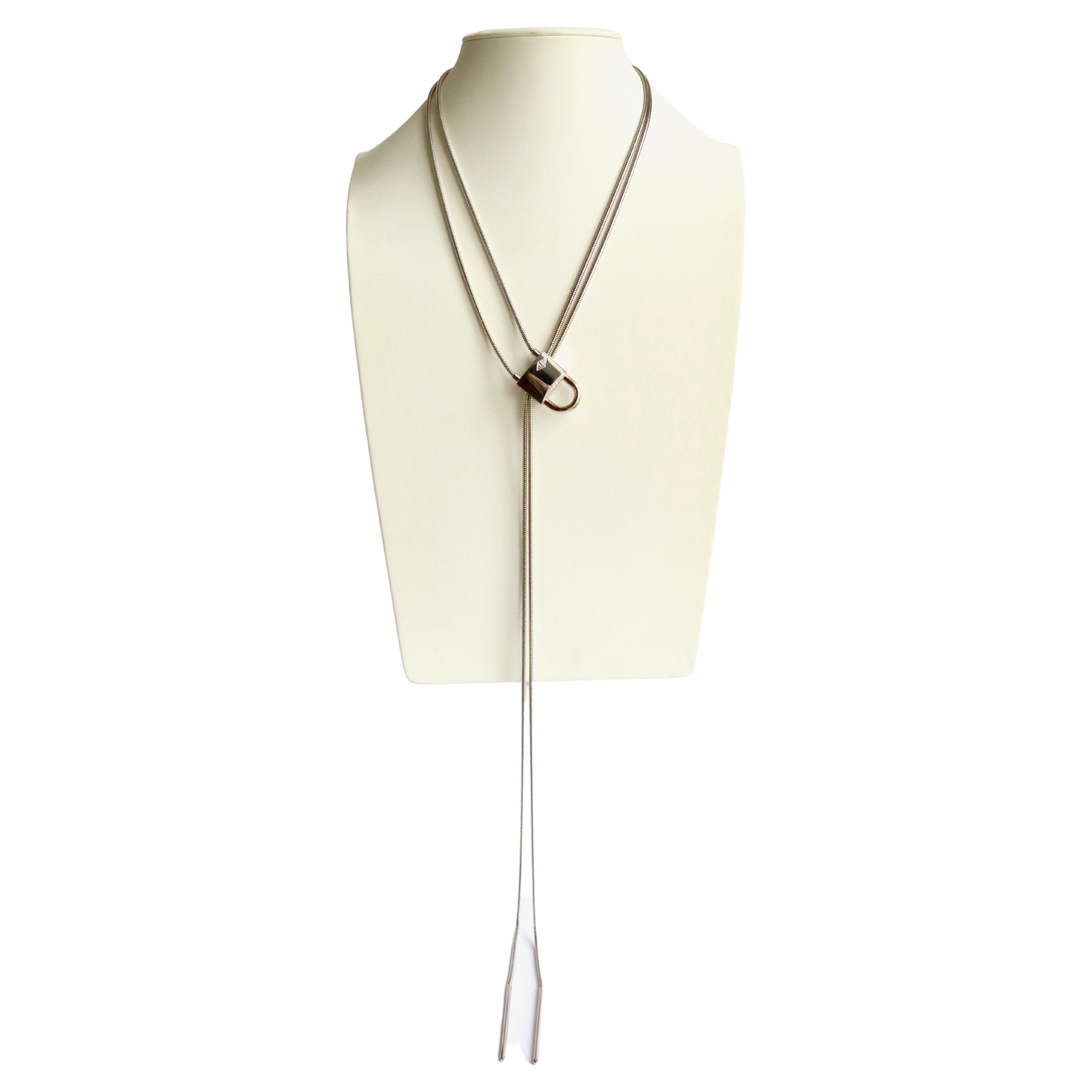 Van Cleef & Arpels Sautoir Cadenas Long Necklace in 18 Kt Gold and Diamonds For Sale