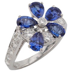 VAN CLEEF & ARPELS Fil De L'eau Blue Sapphire Diamond White Gold Flower Ring