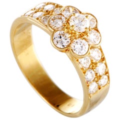 Van Cleef & Arpels Fleurette 18 Karat Yellow Gold Diamond Flower Ring