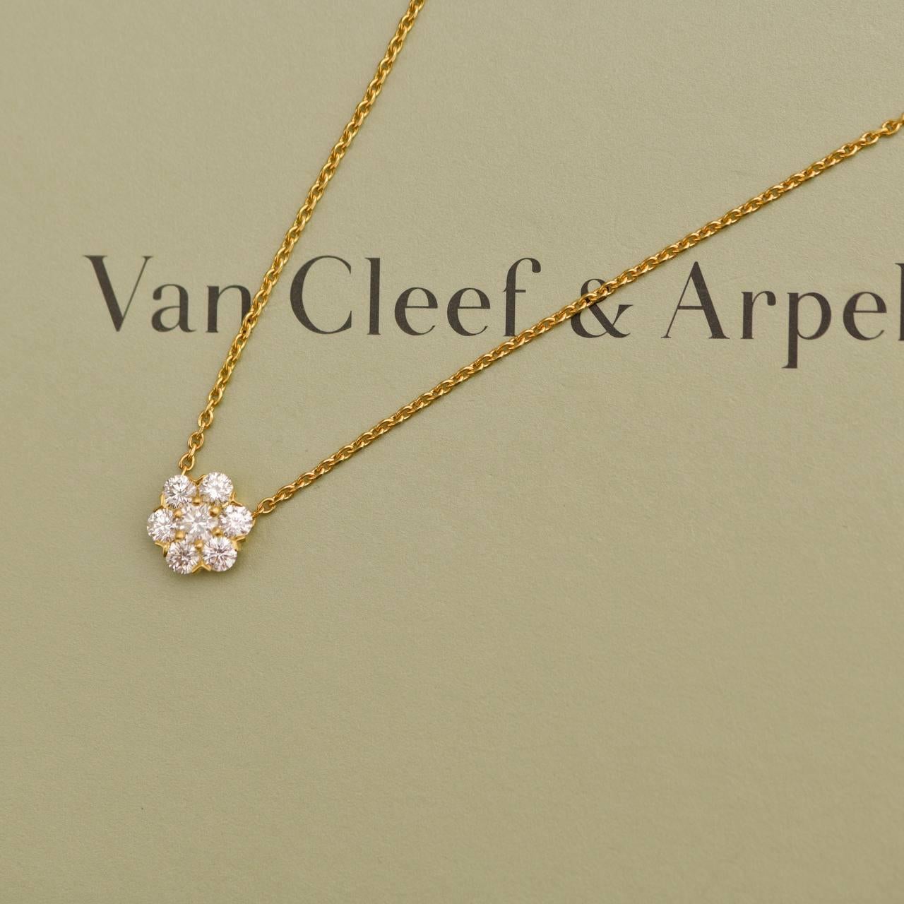 Collana Van Cleef & Arpels Fleurette con diamanti in oro giallo 18 carati In condizioni ottime in vendita a Banbury, GB