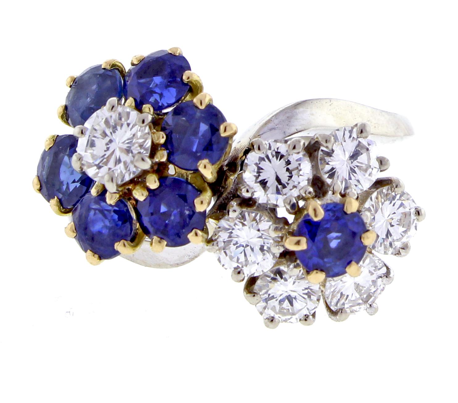 Van Cleef & Arpels Fleurette Diamond and Sapphire Double Flower Yellow Gold Ring In Good Condition In Bethesda, MD