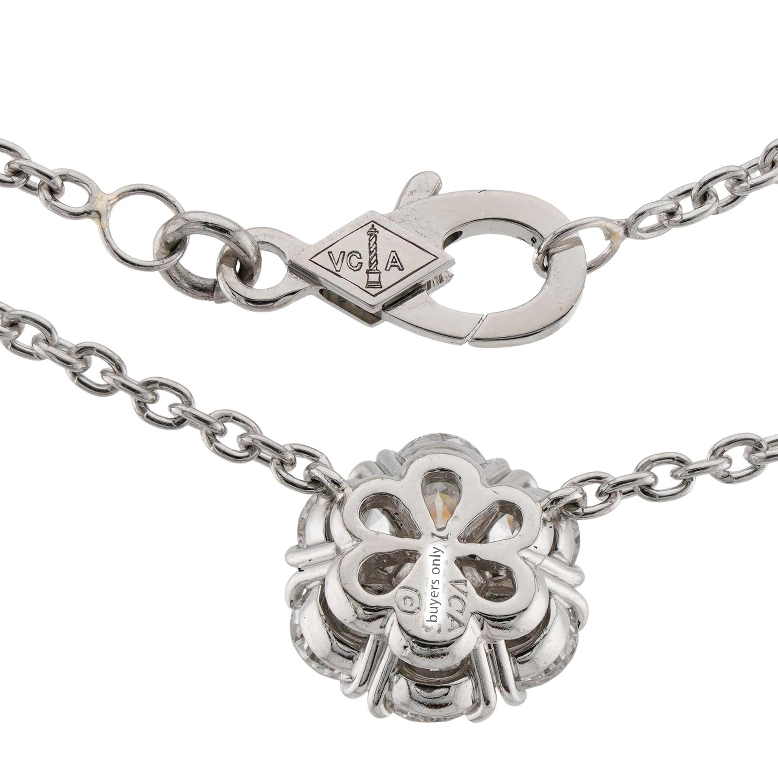 VAN CLEEF & ARPELS Collier à 5 fleurs Fleurette Diamond Platinum en vente 1