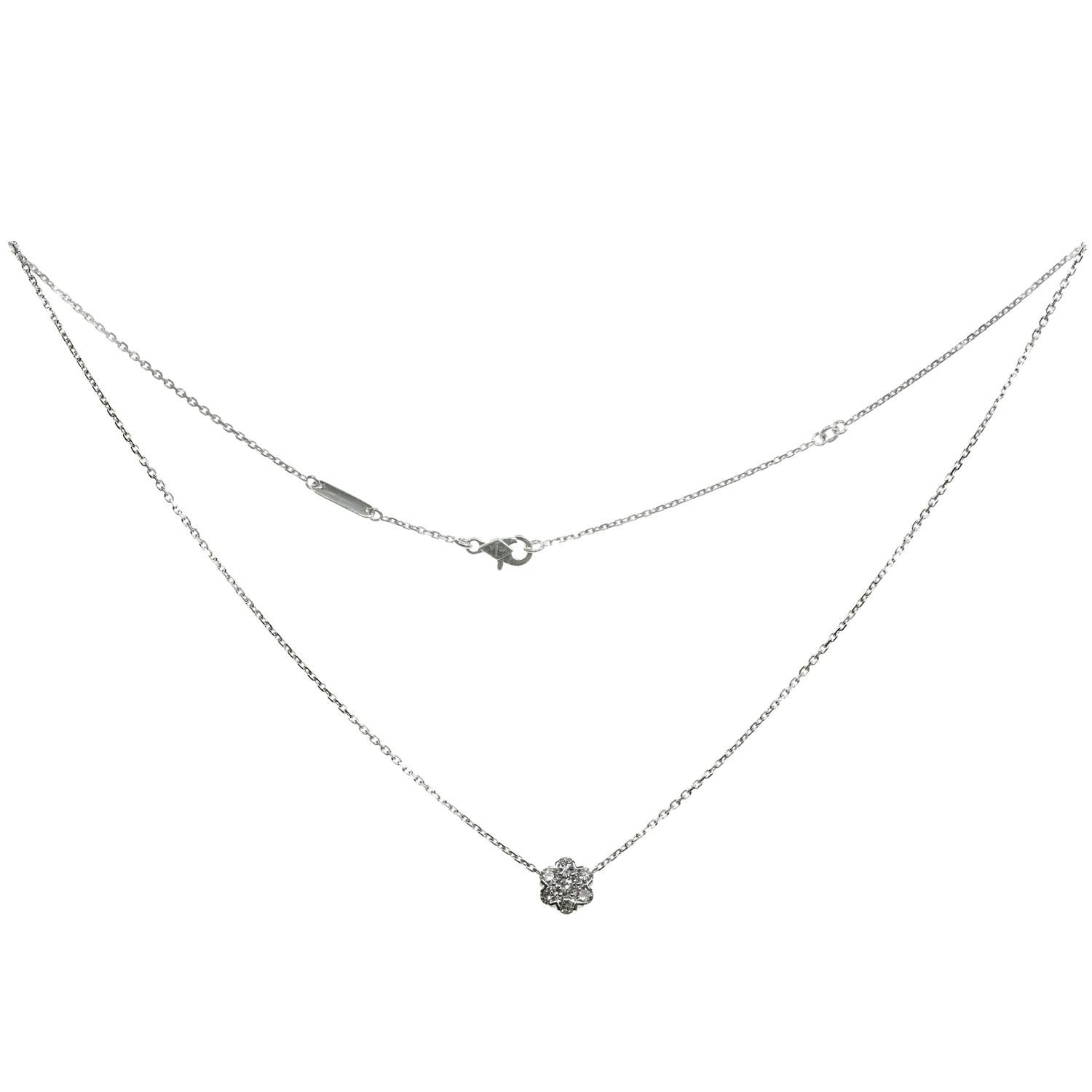 Women's Van Cleef & Arpels Fleurette Diamond White Gold Small Pendant Necklace