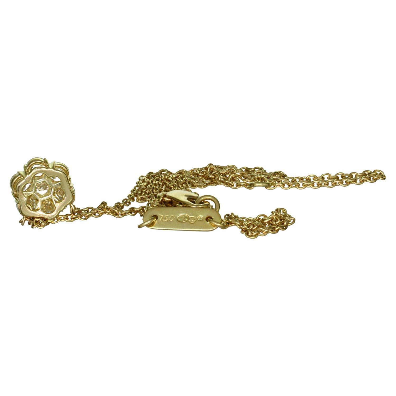Van Cleef & Arpels Fleurette Diamond Yellow Gold Pendant Necklace For Sale 2