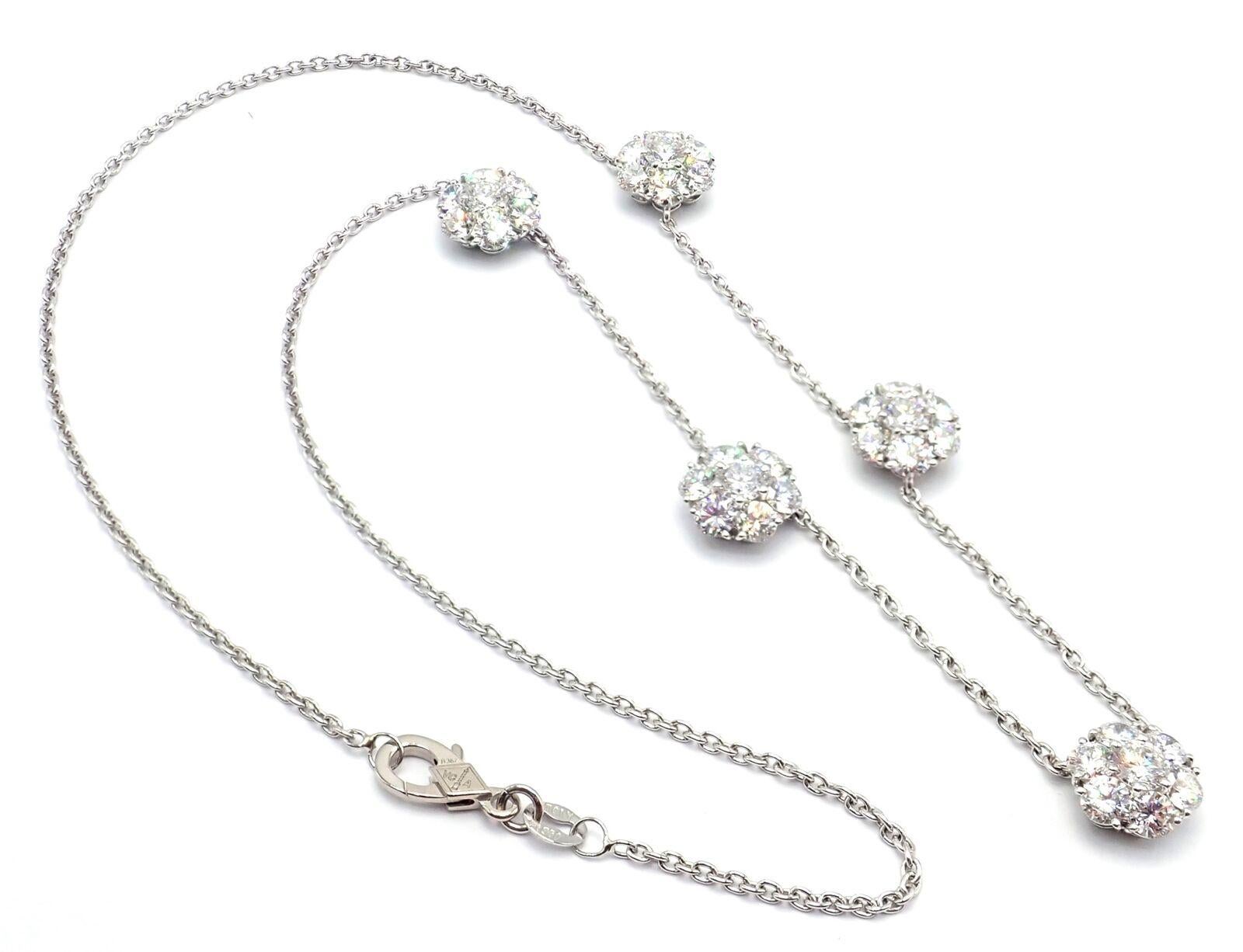 Van Cleef & Arpels Fleurette Five Flower Diamond Platinum Necklace For Sale 3