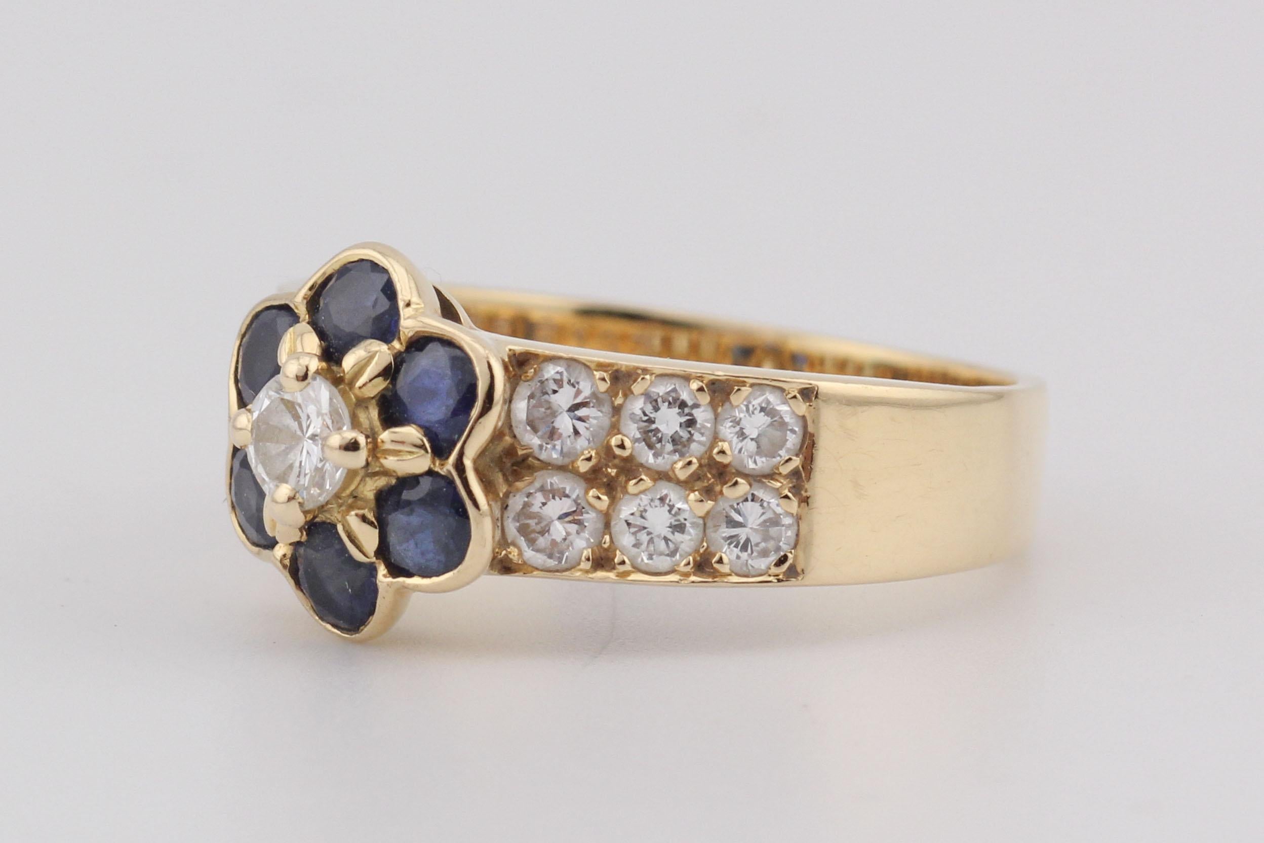 Van Cleef & Arpels Bague Fleurette en or jaune 18K saphir français diamant Taille 5 Pour femmes en vente