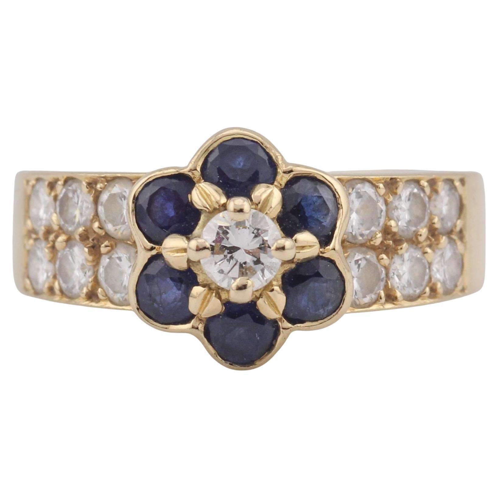 Van Cleef & Arpels Bague Fleurette en or jaune 18K saphir français diamant Taille 5 en vente