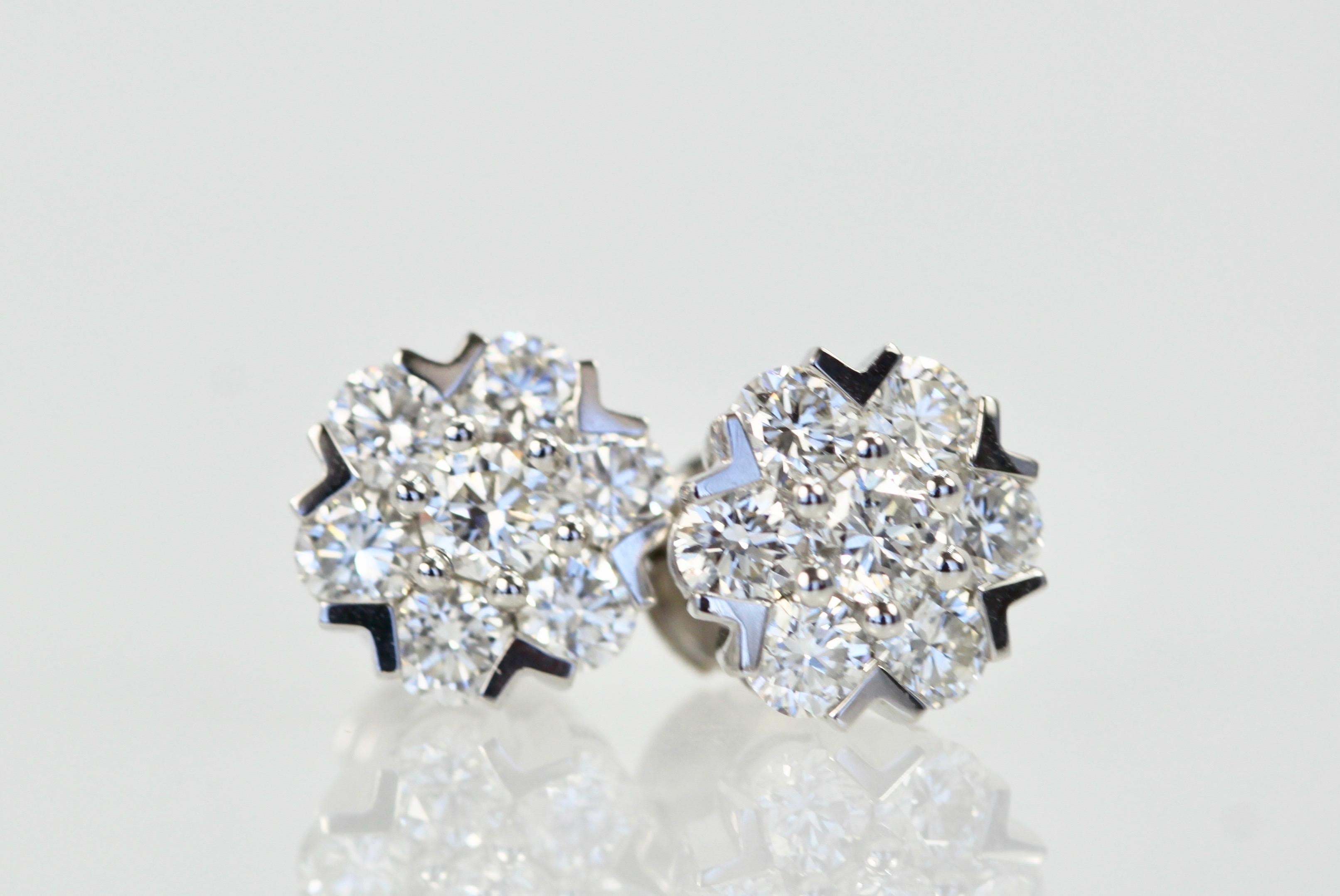 Van Cleef & Arpels Fleurette Large Diamond Stud Earrings 3