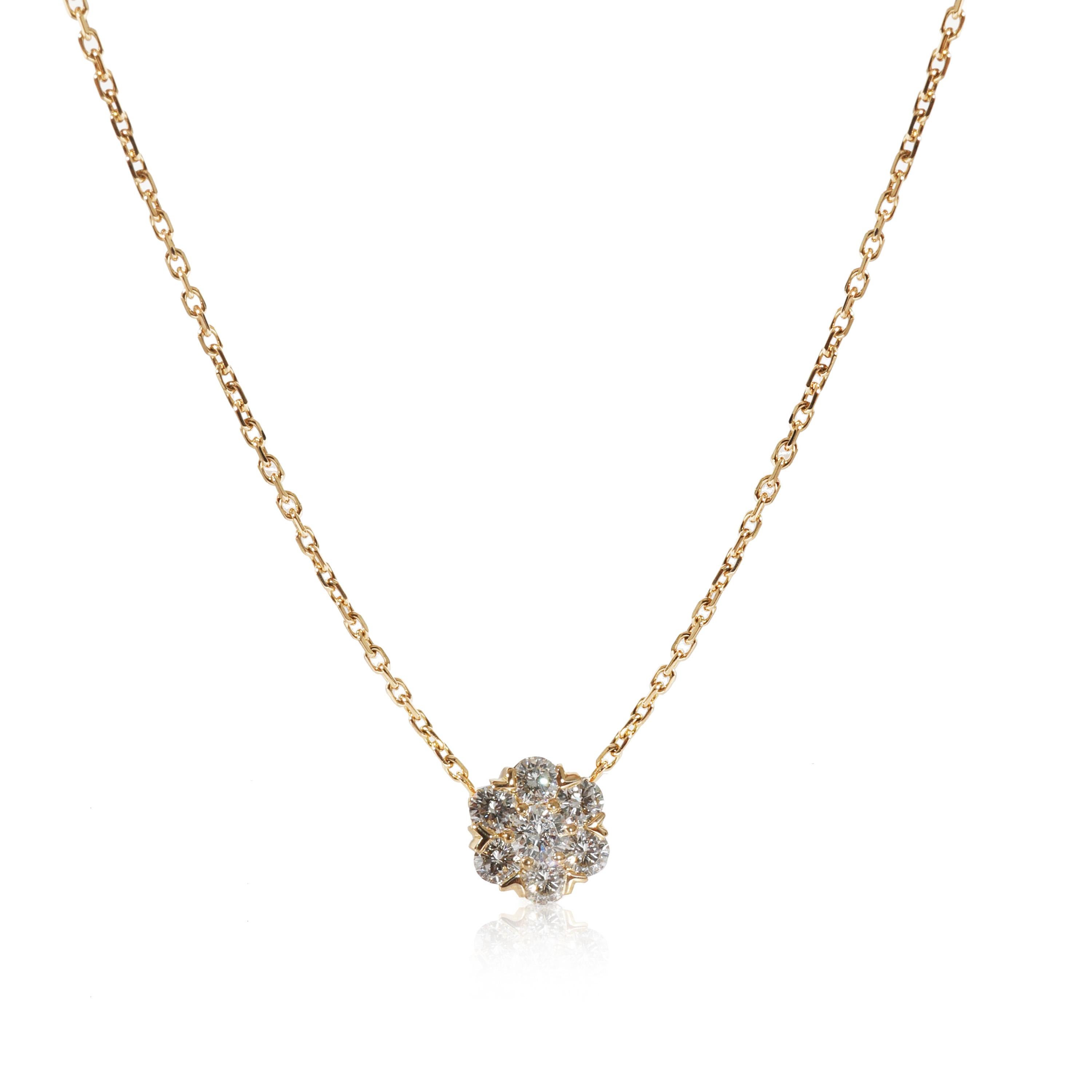 Van Cleef & Arpels Fleurette Pendant in 18k Yellow Gold 0.5 CTW In Excellent Condition For Sale In New York, NY