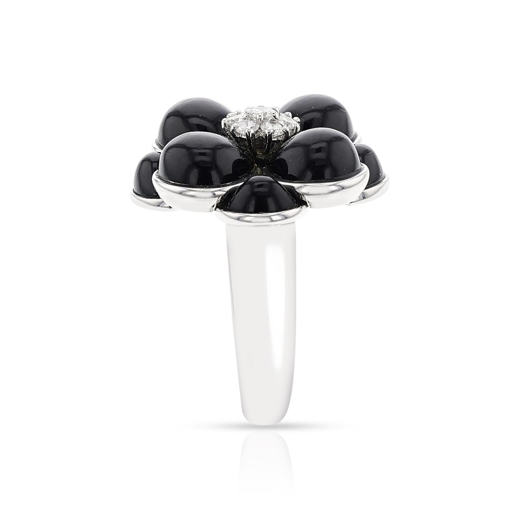 Van Cleef & Arpels Floral Onyx and Diamond Ring, 18k  For Sale 1