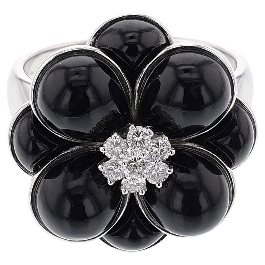 Van Cleef & Arpels Floral Onyx and Diamond Ring, 18k  For Sale