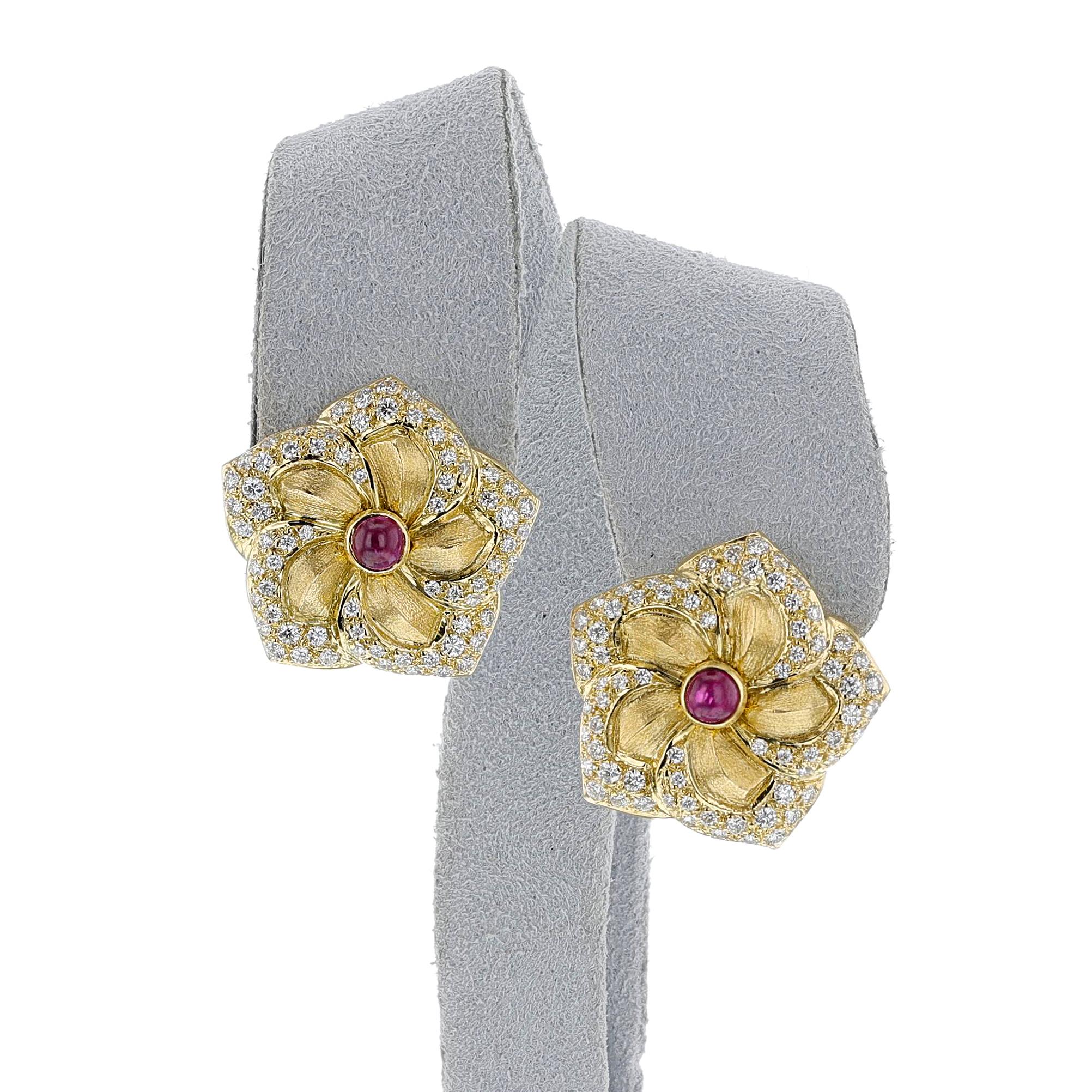 Women's or Men's Van Cleef & Arpels Floral Ruby Cabochon and Diamond Earrings, 18k