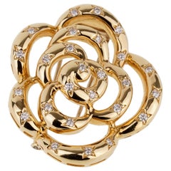 Van Cleef & Arpels Flower Diamond Gold Brooch