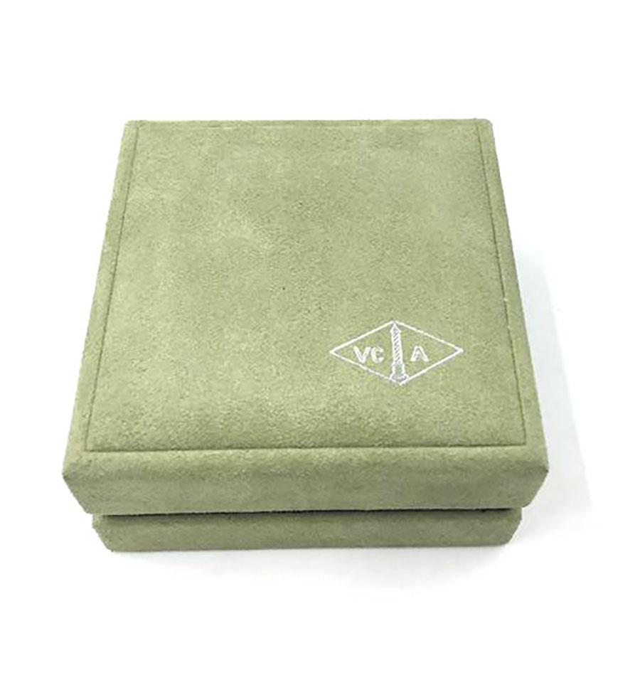 vca flowerlace