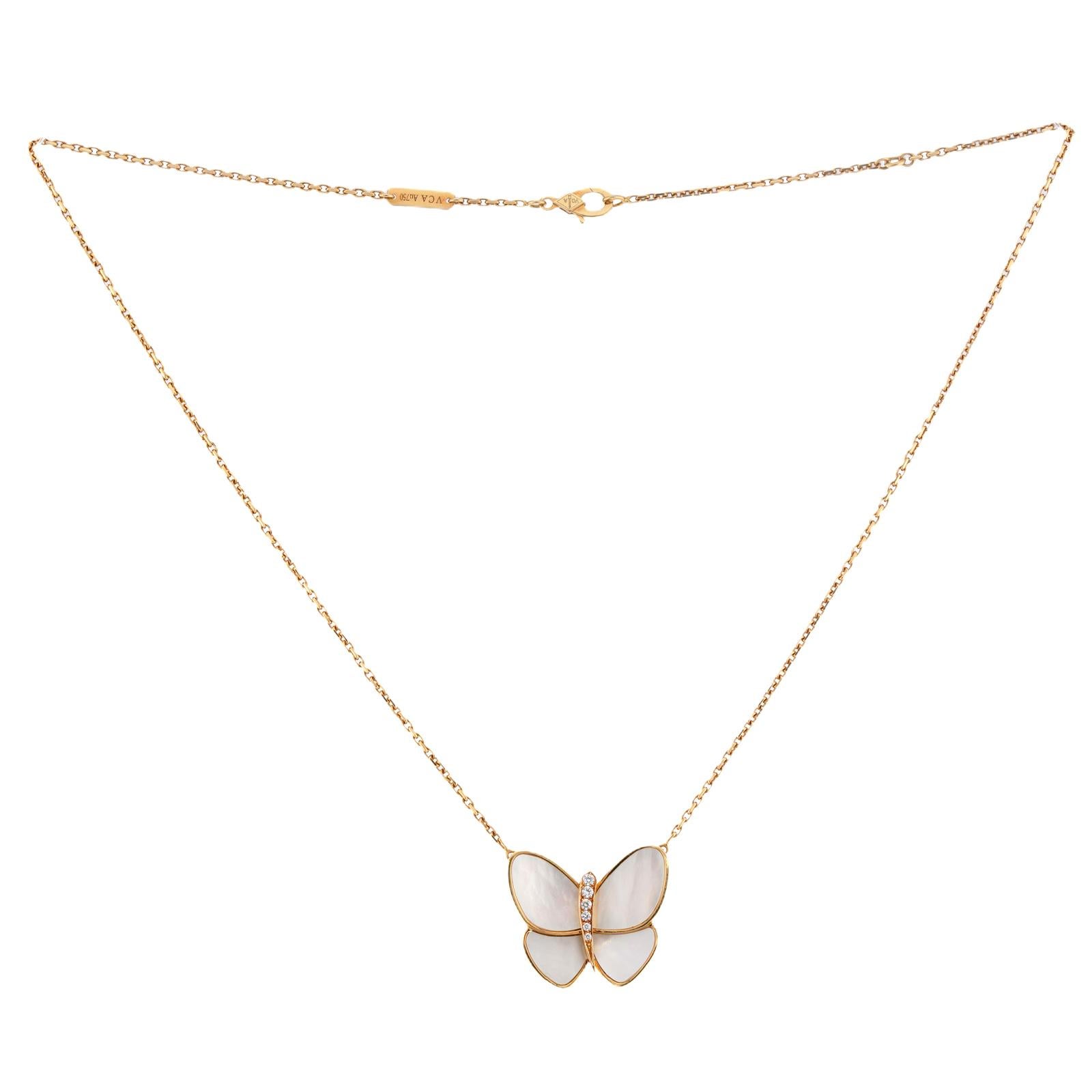 Van Cleef & Arpels Collier papillon Flying Beauties diamant or jaune MOP Excellent état - En vente à New York, NY