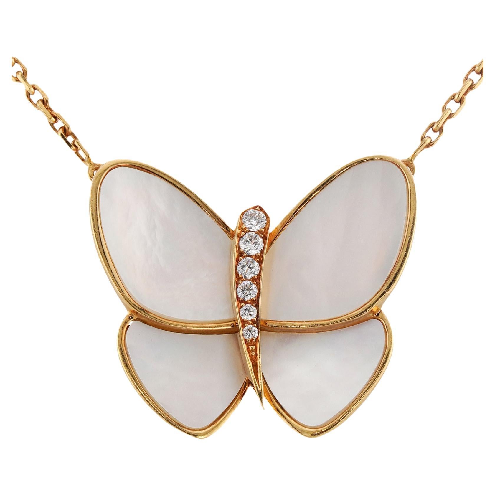 Van Cleef & Arpels Collier papillon Flying Beauties diamant or jaune MOP