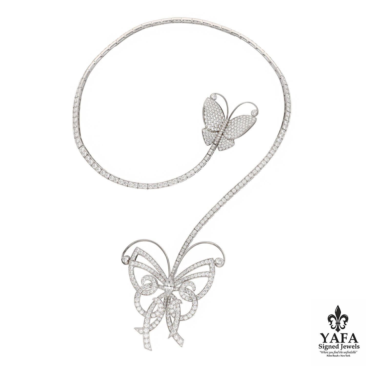 Van Cleef & Arpels Flying Butterfly Necklace and Detachable Clip In Excellent Condition For Sale In New York, NY
