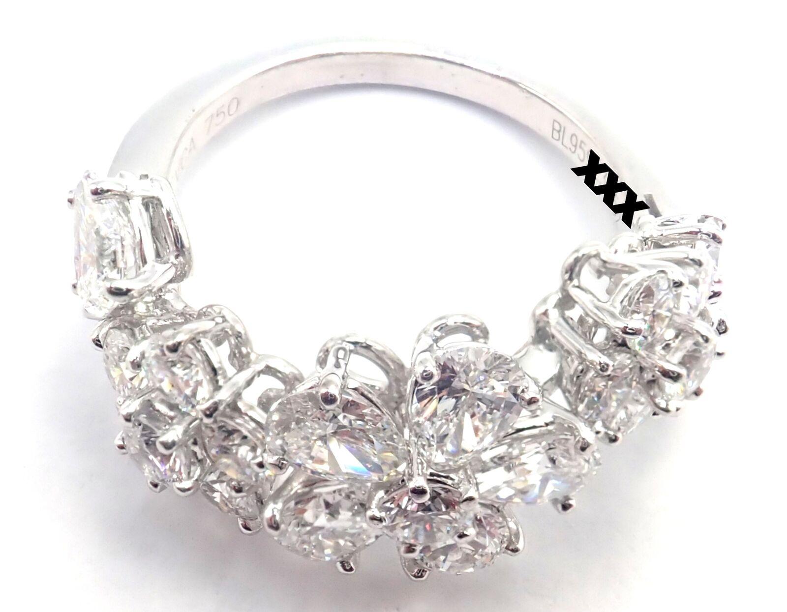Van Cleef & Arpels Folie des Pres Bague fleur en or blanc en vente 4