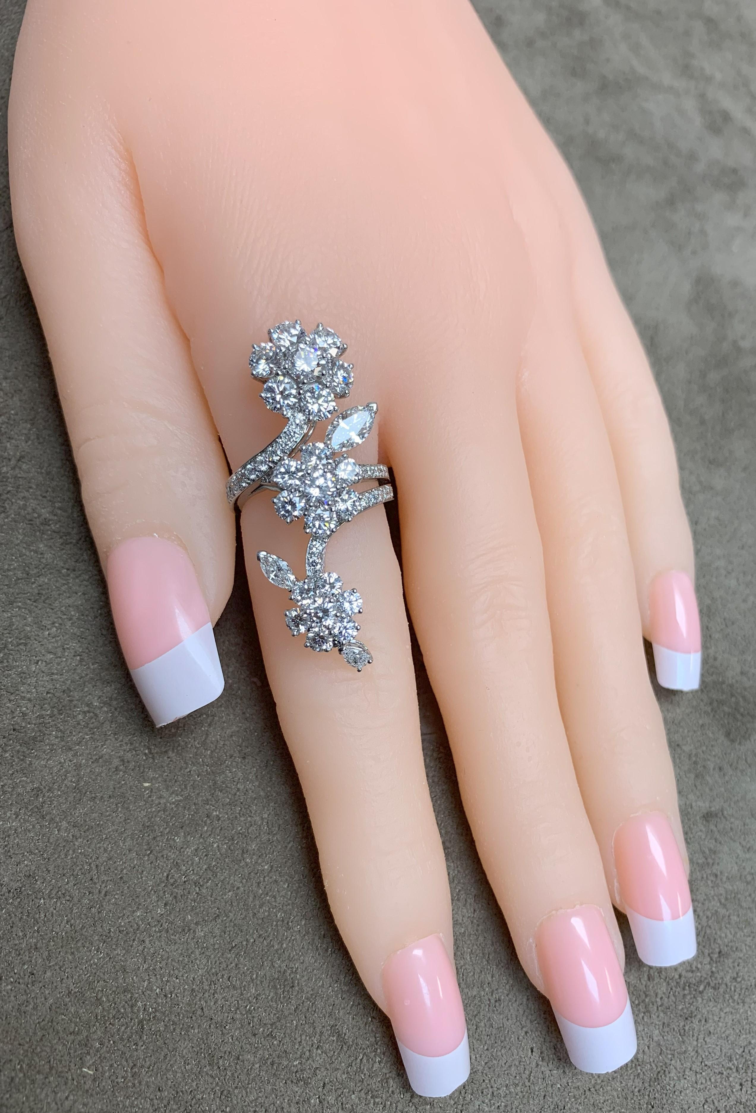 Van Cleef & Arpels Folie Des Pres Ring, 18k 1