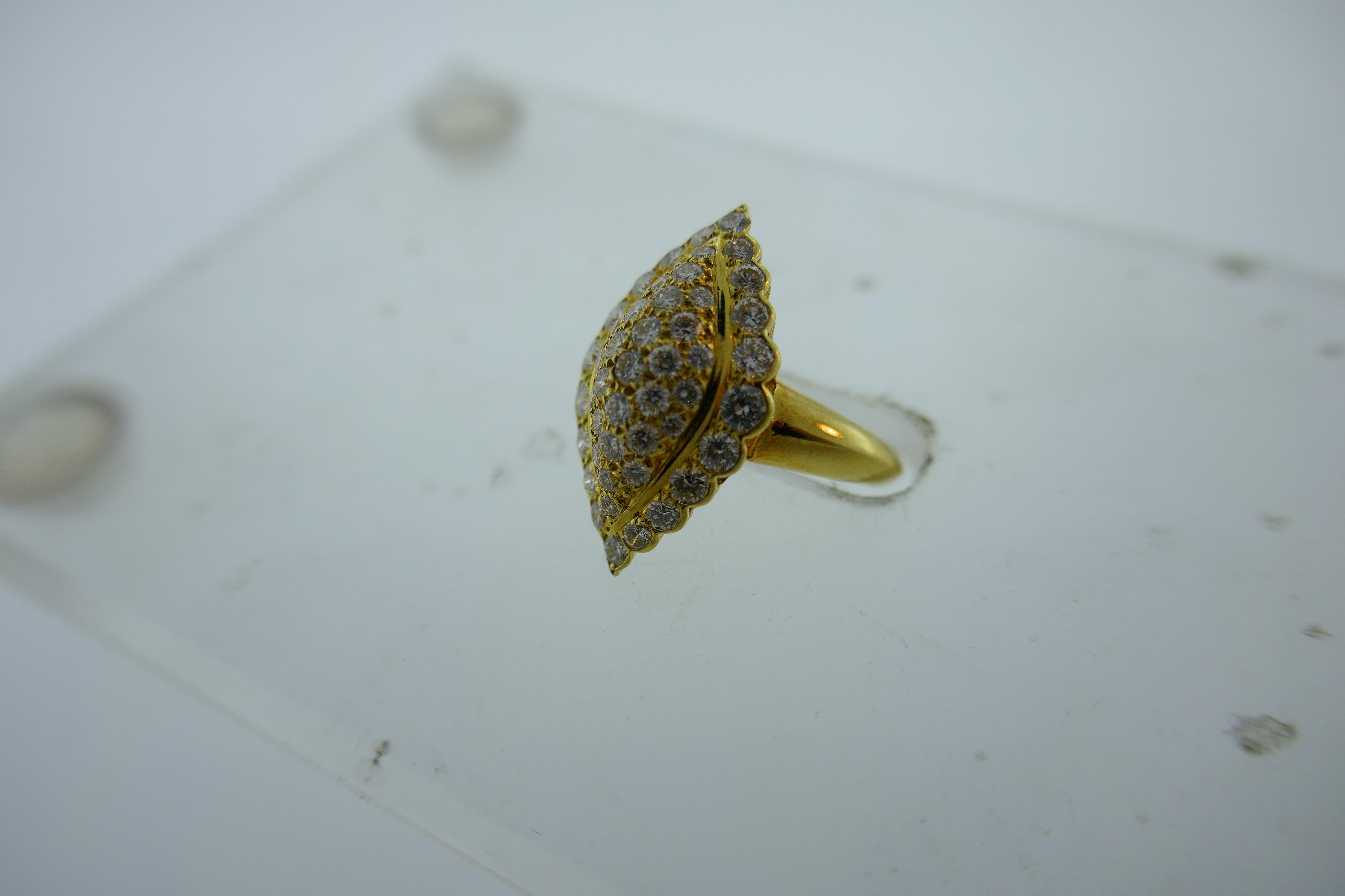 Van Cleef & Arpels France 18k Yellow Gold and 1.25 Carat Diamond Navette Ring 4