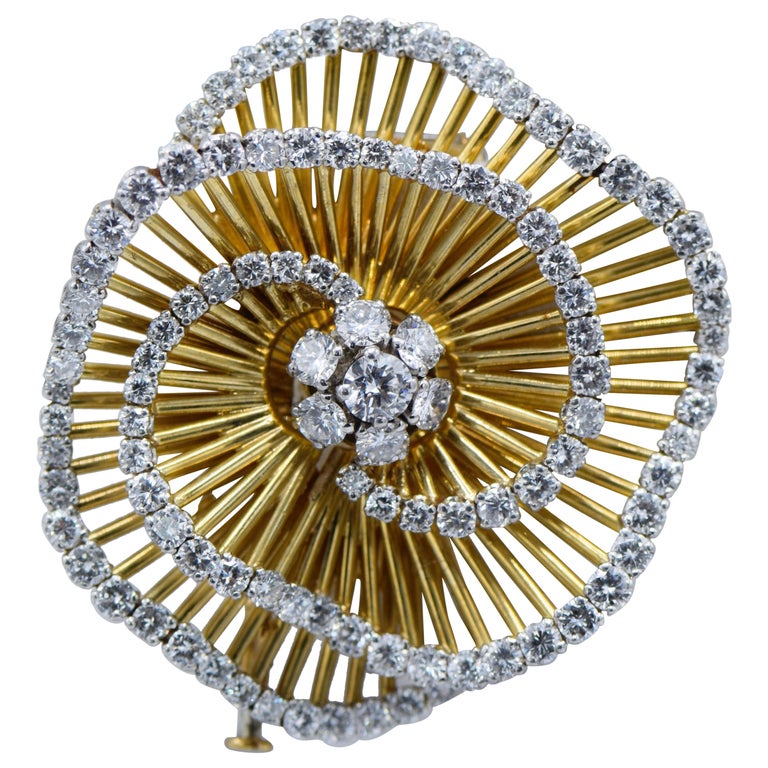 Van Cleef and Arpels France, Diamond and 18 Karat Gold Flower Brooch