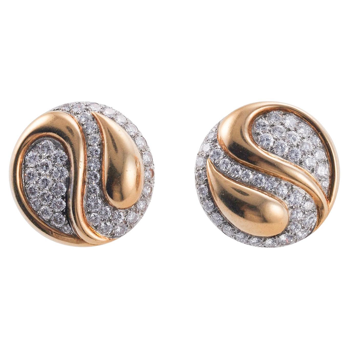 Van Cleef & Arpels France Diamond and Gold Button Earrings For Sale