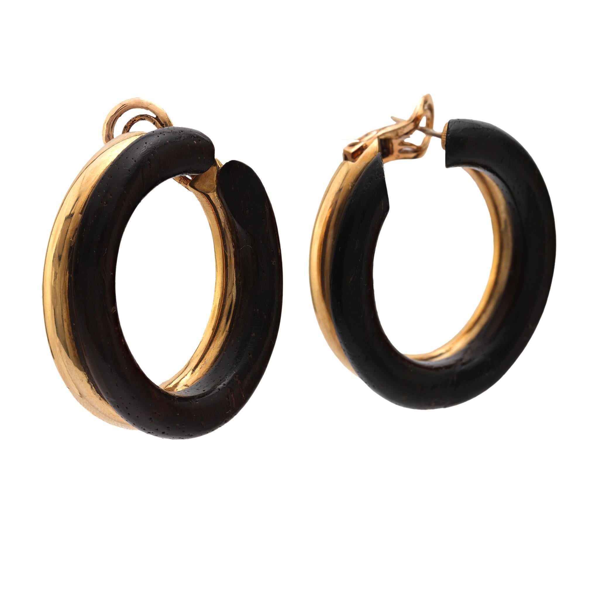 Modern Van Cleef & Arpels French 18k yellow gold and ebony wood hoop earrings