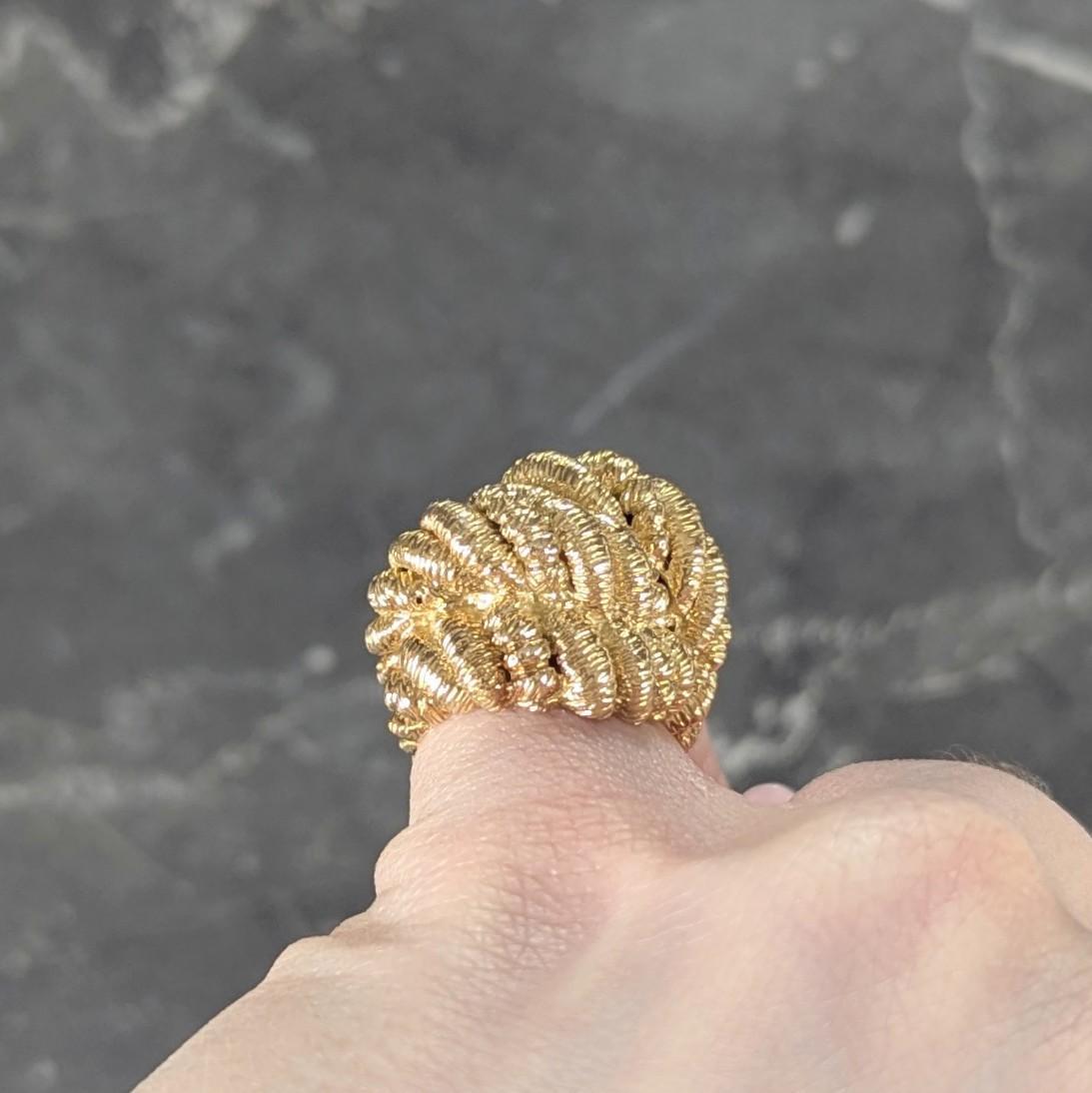 Van Cleef & Arpels French 1960 18K Gold Twisted Rope Knot Vintage Dome Ring For Sale 9
