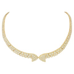 Van Cleef & Arpels Collier à nœud en or jaune 18 carats et diamants de 20,62 CTW