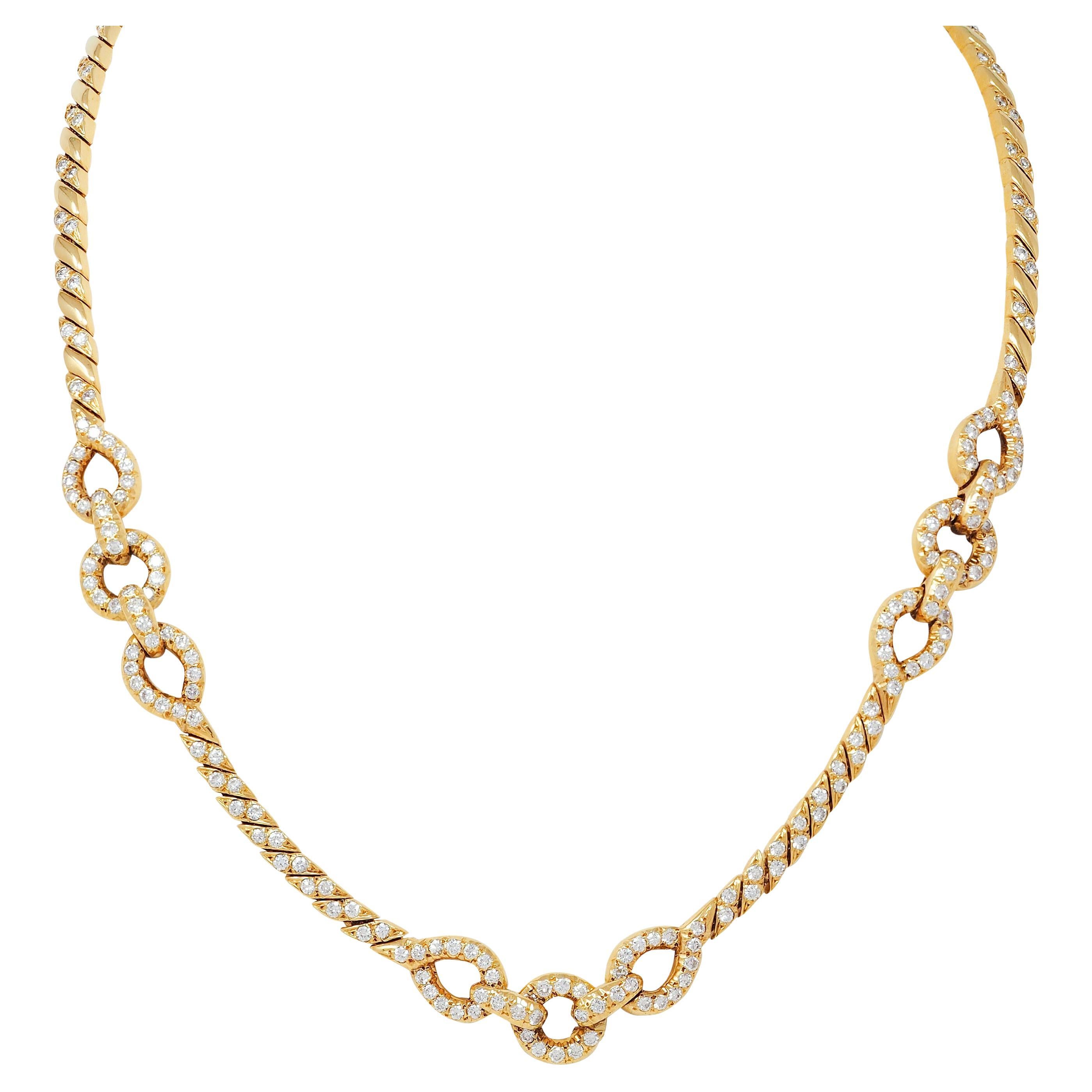 Van Cleef & Arpels Französische Diamant-Halskette aus 18 Karat Gelbgold mit ineinandergreifendem Seil im Angebot