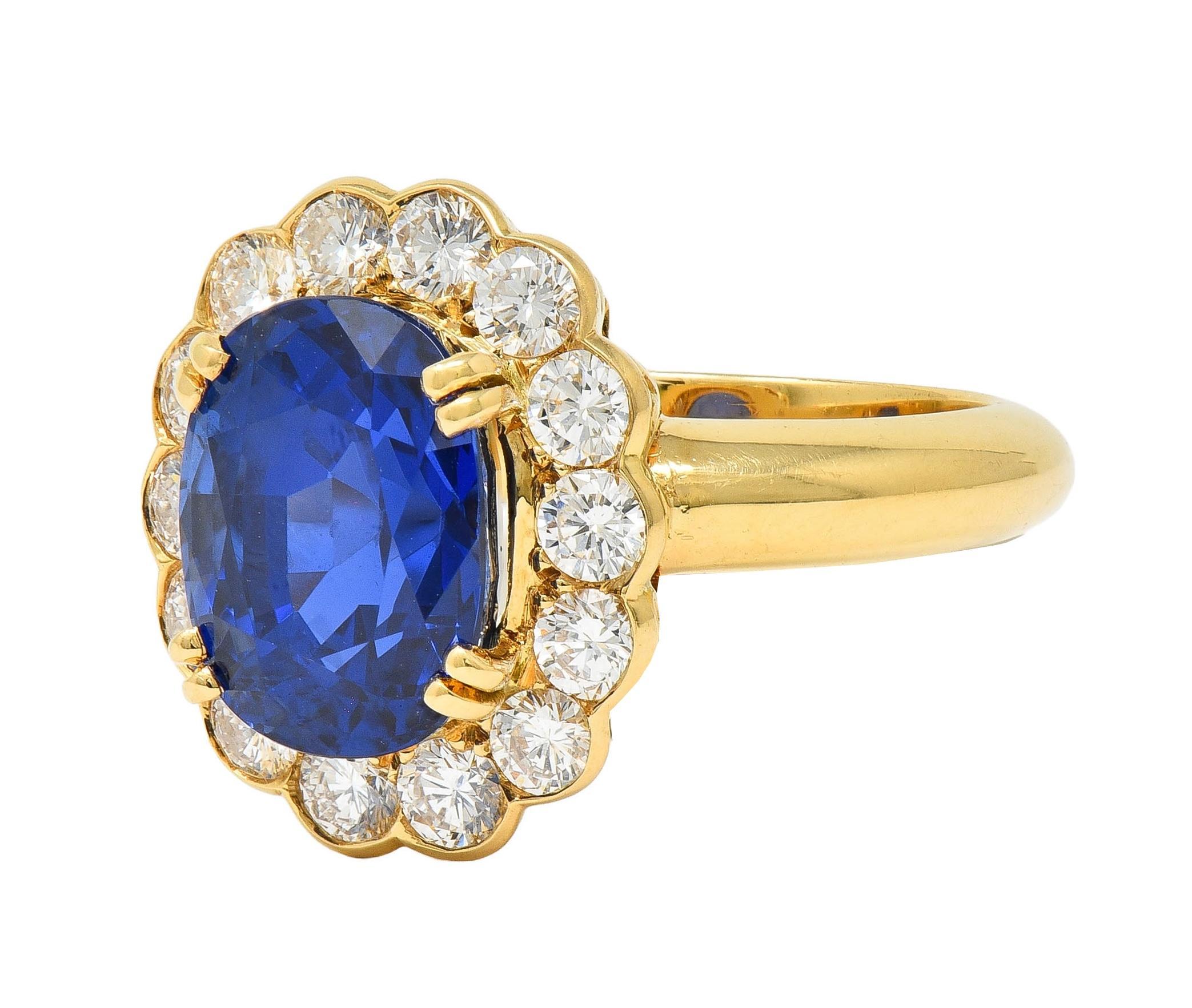 Van Cleef & Arpels French 7.05 CTW No Heat Burma Sapphire Diamond 18K Gold Ring For Sale 2