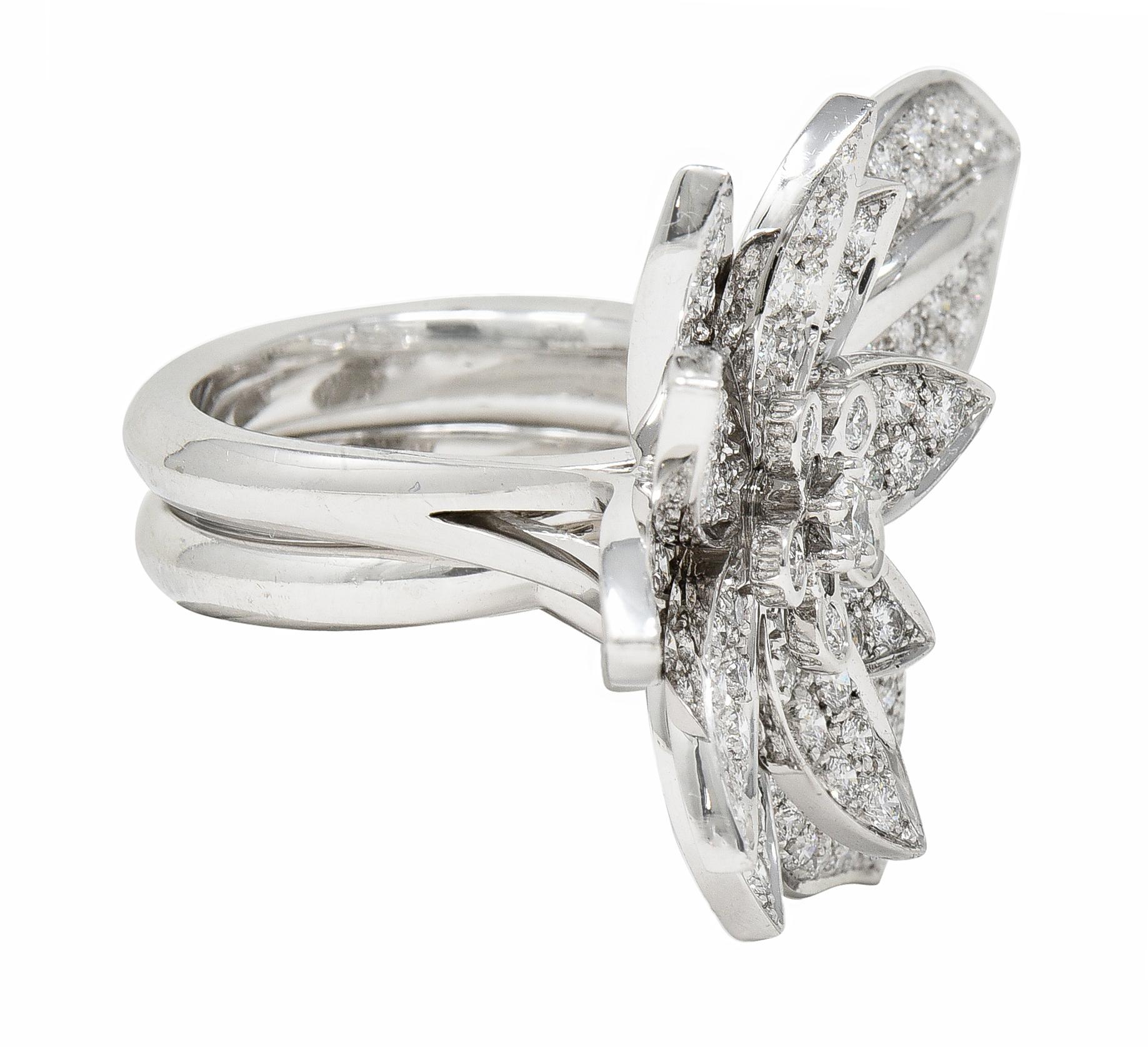 Van Cleef & Arpels Französischer Diamant 18 Karat Gold Zwischen den Fingern Lotus Ring für Damen oder Herren