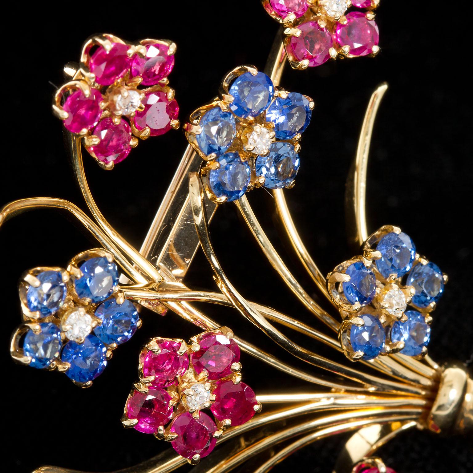 Van Cleef & Arpels French Ruby Sapphire Flower Bouquet Brooch In Good Condition In Lakewood, NJ