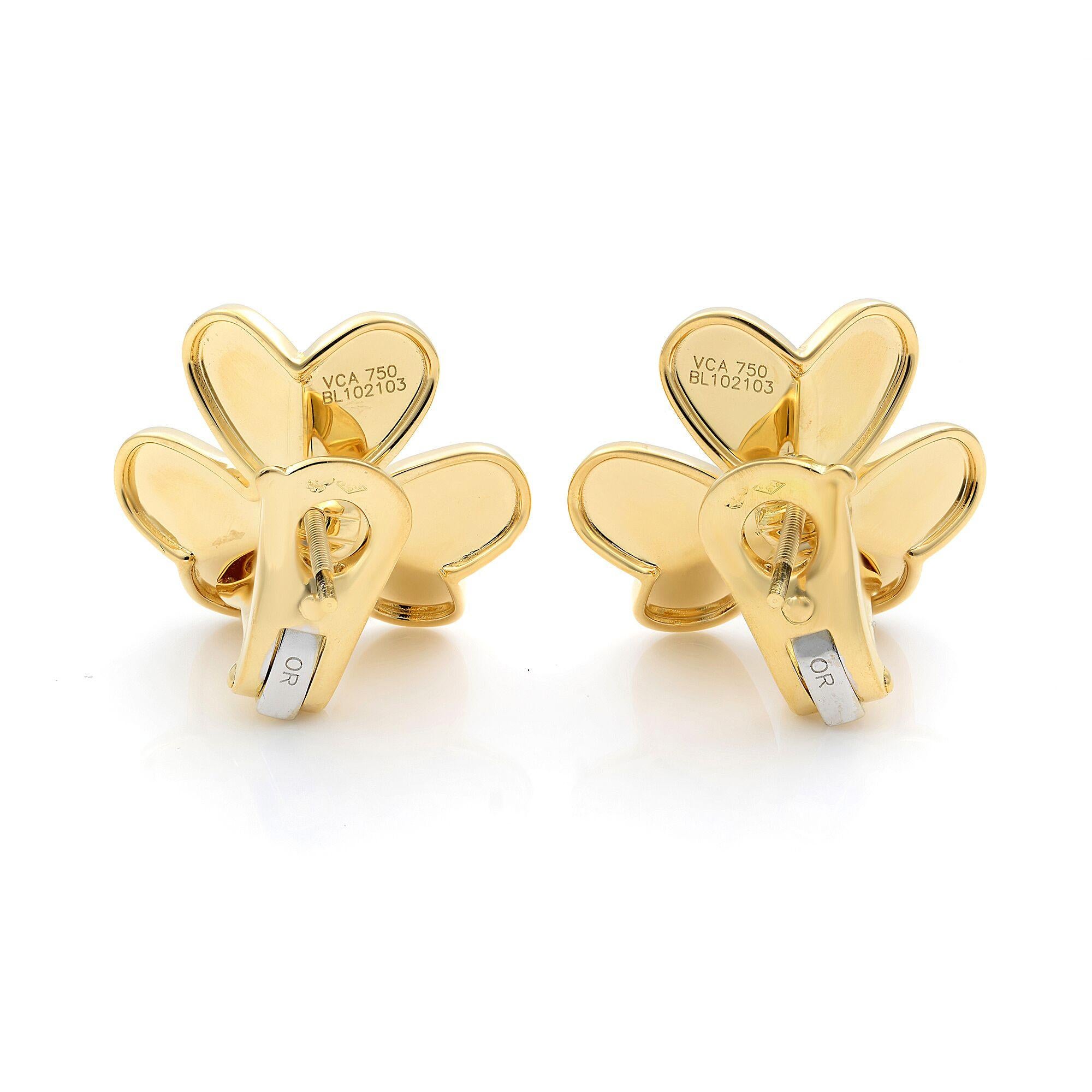 Van Cleef & Arpels 18K Yellow Gold & Diamonds Frivole Large Model Earrings. Set with 6 round cut diamonds totaling in 0.32 carats, D-F color and IF -VVS clarity. Earring Size: 20mm. These earrings stand out with their graphic and airy aesthetic.