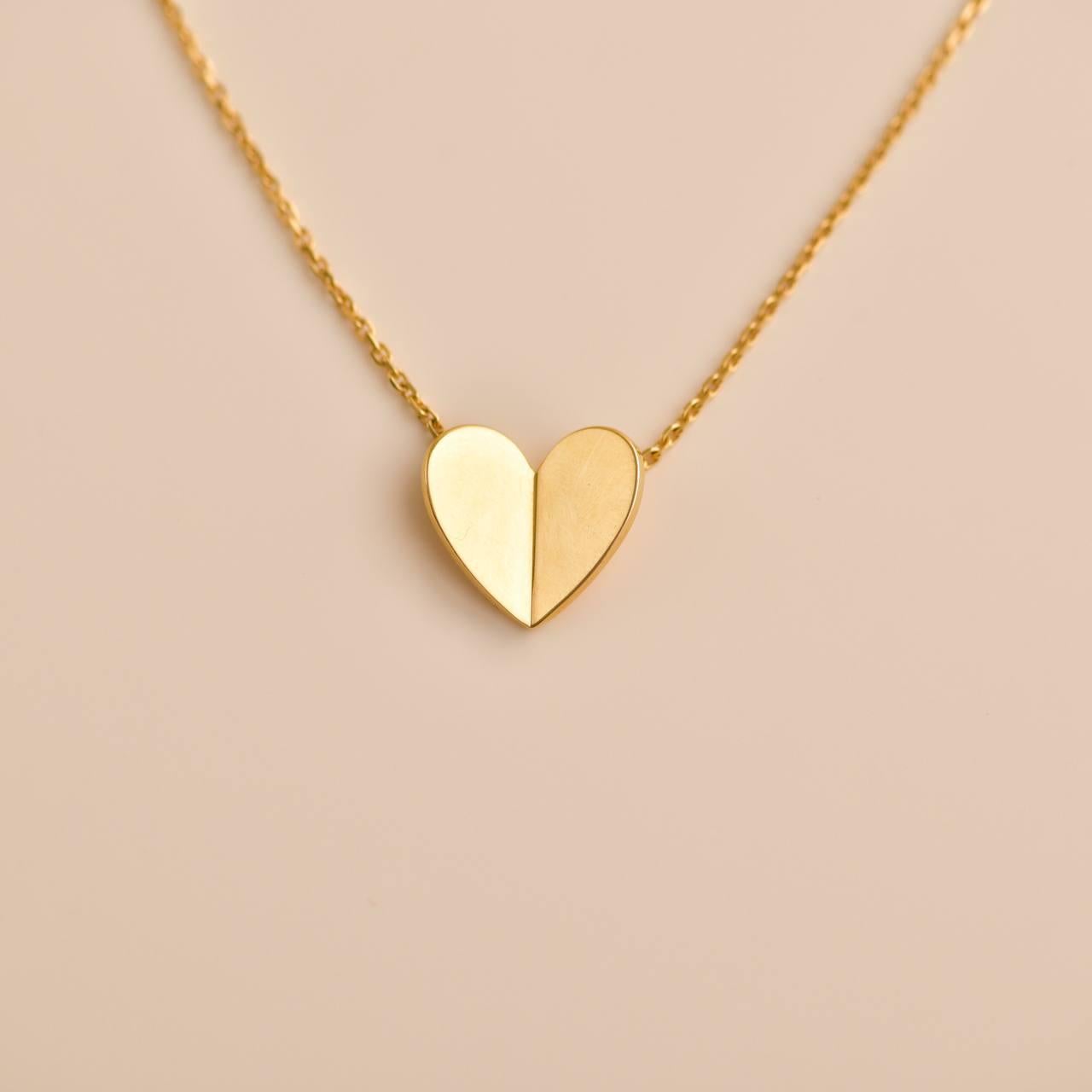 Van Cleef & Arpels Frivole Collier cœur en or jaune 18 carats Unisexe en vente