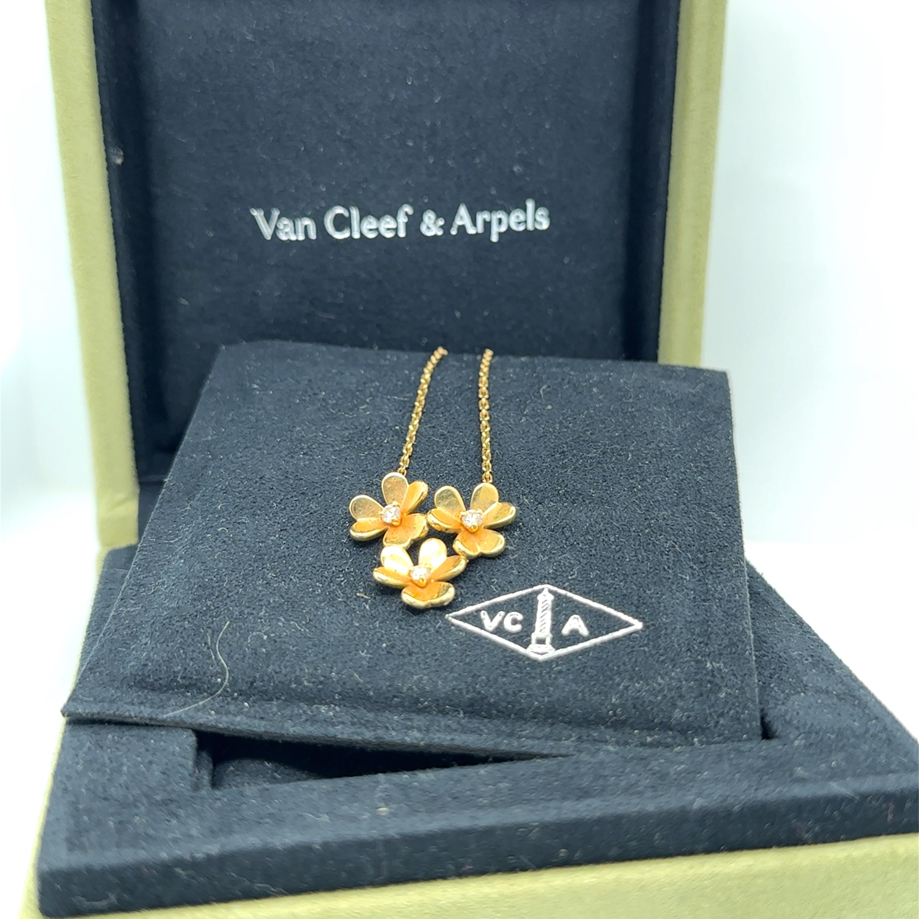 Van Cleef & Arpels Frivole 3-Flower Diamond Pendant Necklace 0.16ct 6.2g 5
