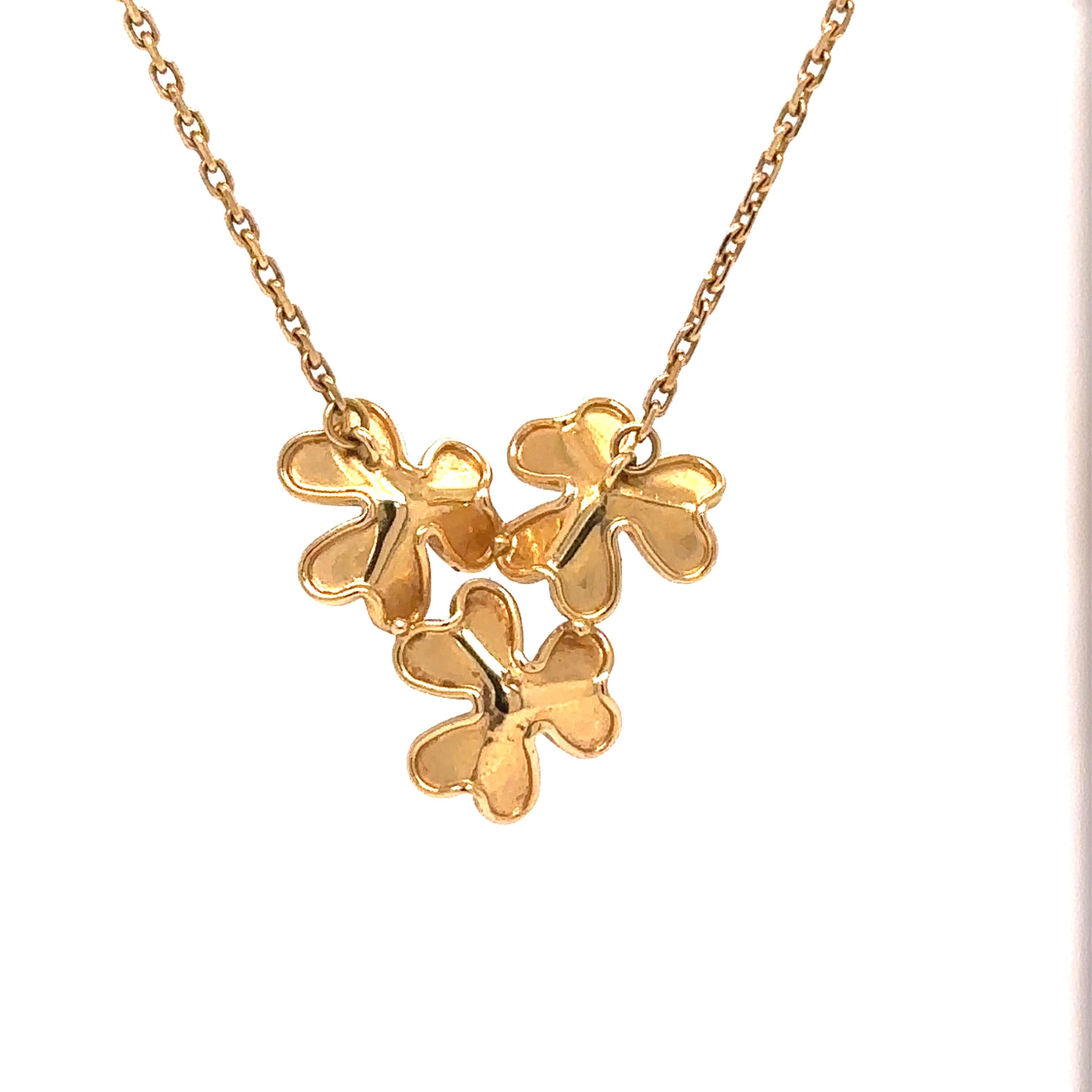Round Cut Van Cleef & Arpels Frivole 3-Flower Diamond Pendant Necklace 0.16ct 6.2g