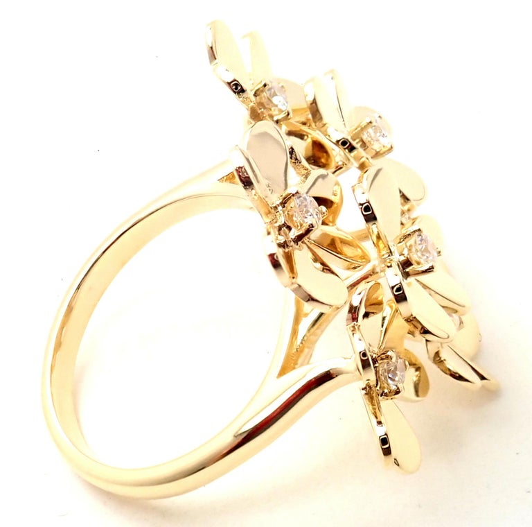 Van Cleef and Arpels Frivole 8 Flower Diamond Yellow Gold Ring at 