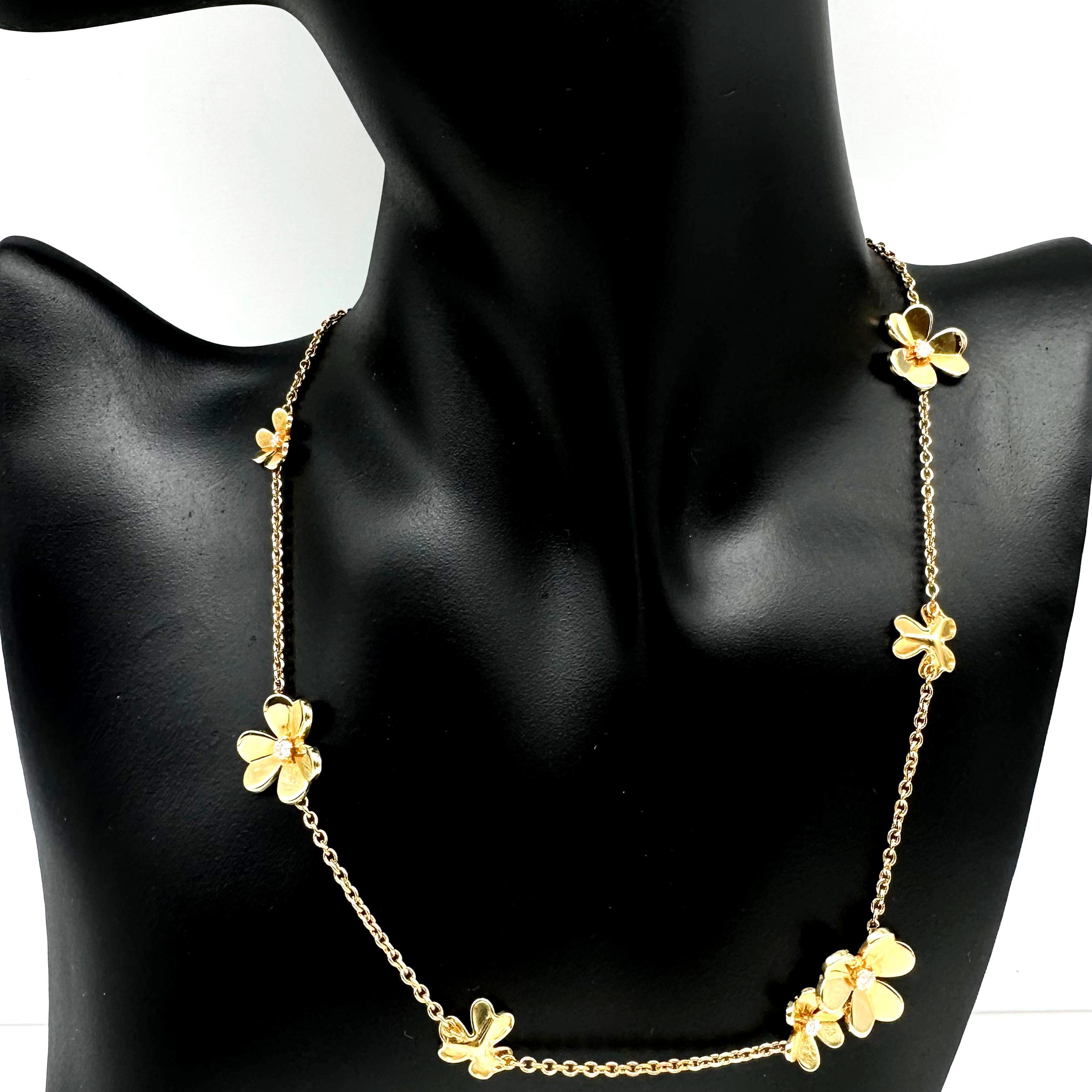 Van Cleef & Arpels Frivole 9 Flowers Diamond Necklace 18 Karat YG Box Papers COA 4