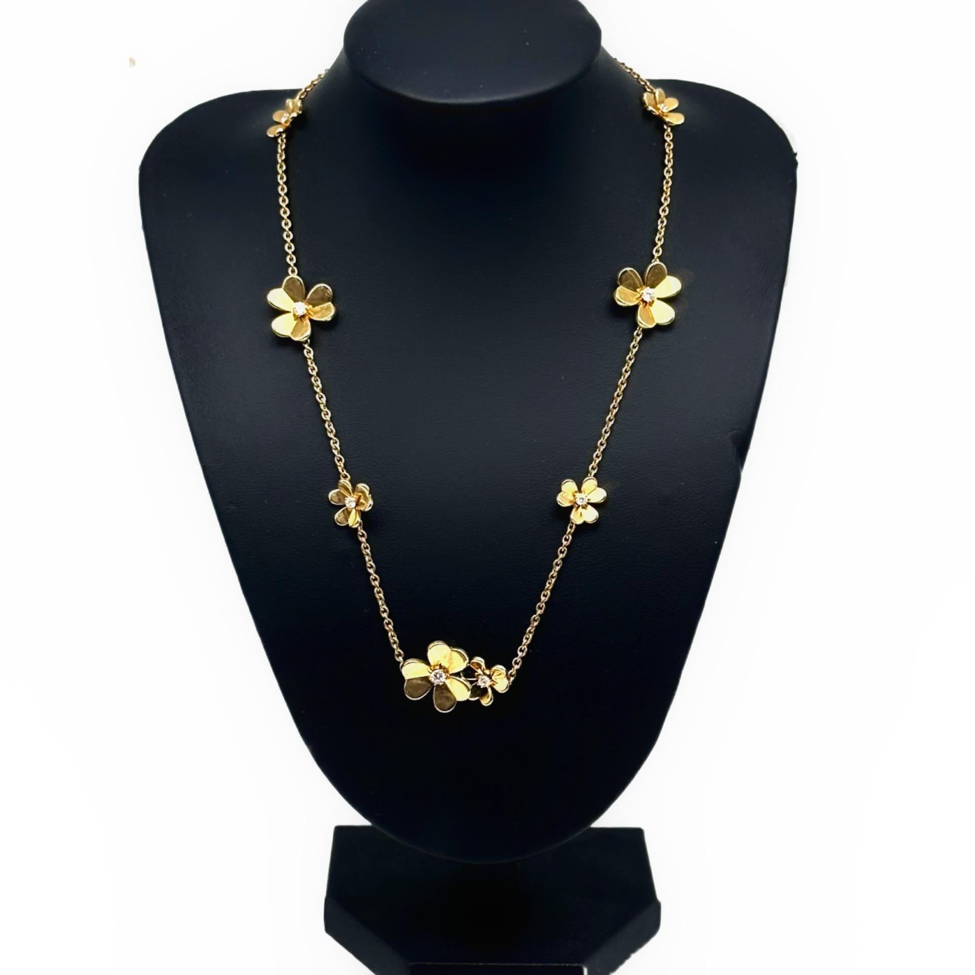 frivole necklace