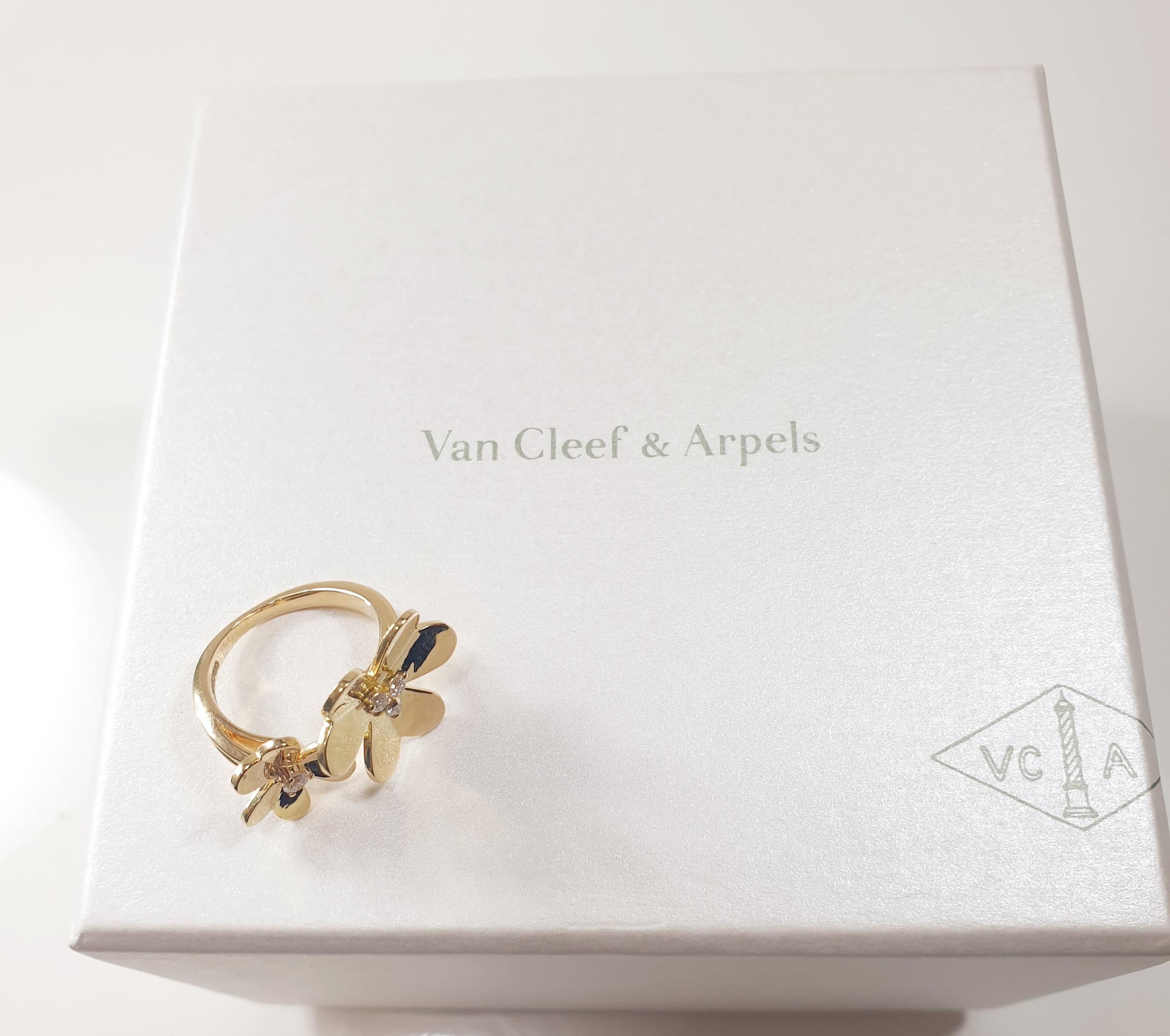 Women's Van Cleef & Arpels Frivole Between Statement Ring in 18k Yellow Gold