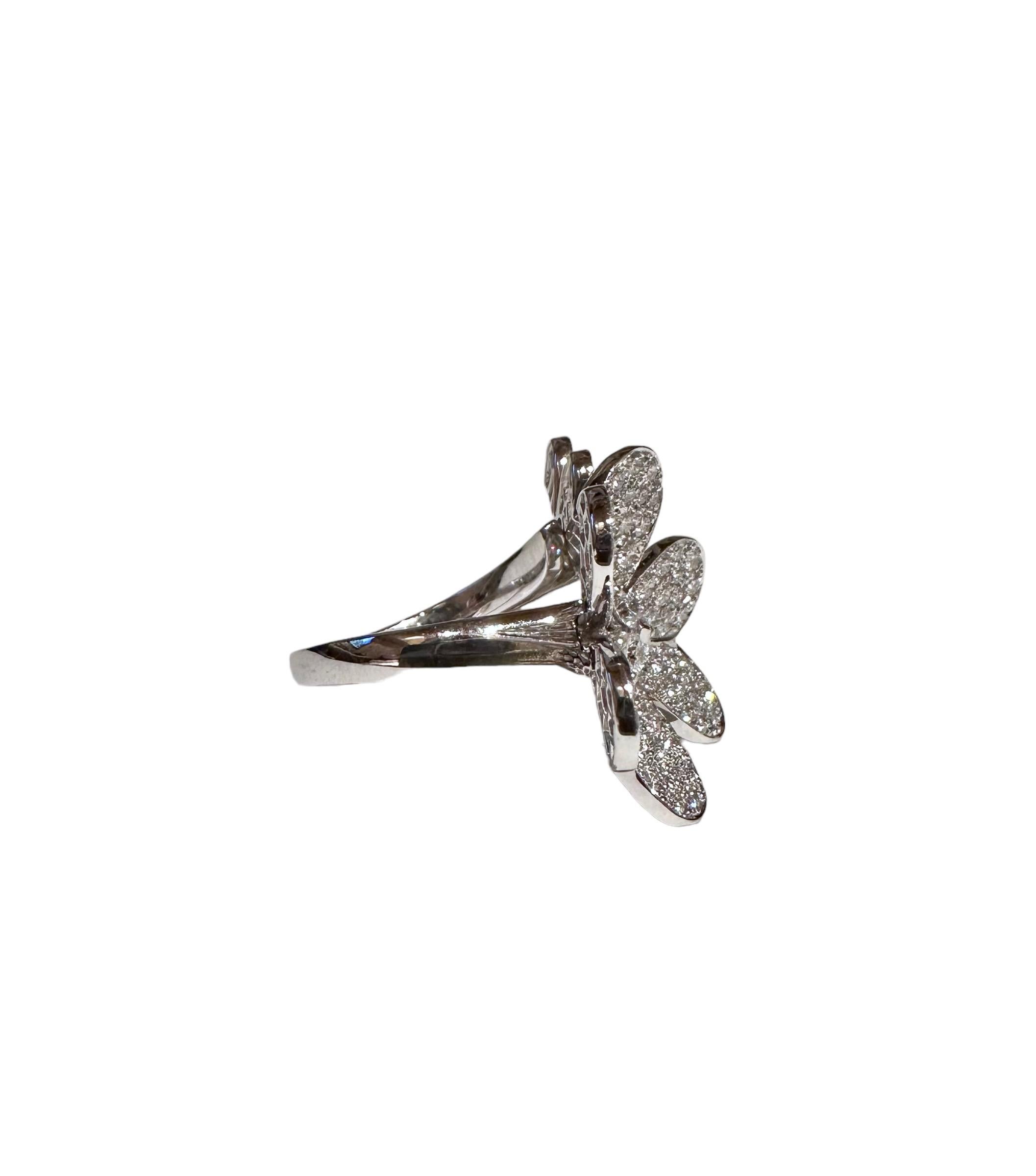 Van Cleef & Arpels Frivole Between the Finger 18K White Gold Diamond Ring For Sale 3