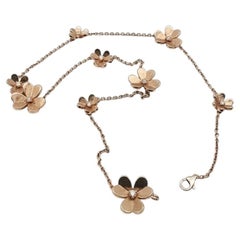 Collier « Frivole Diamond » de Van Cleef & Arpels, en or jaune 18 carats, en forme de fleur
