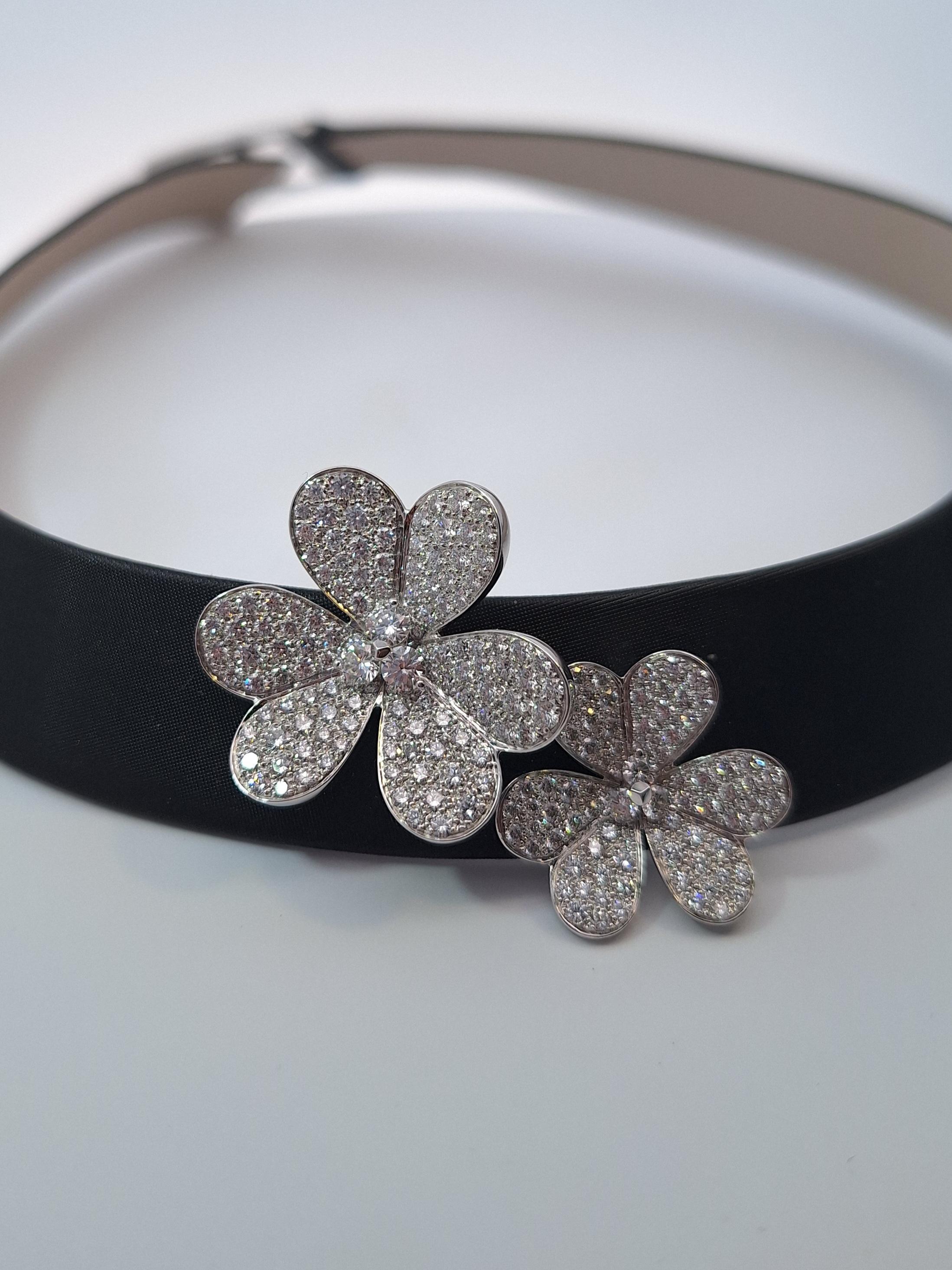 Van Cleef & Arpels Frivole Diamond Choker Necklace and Bracelet Set In Excellent Condition For Sale In New York, NY