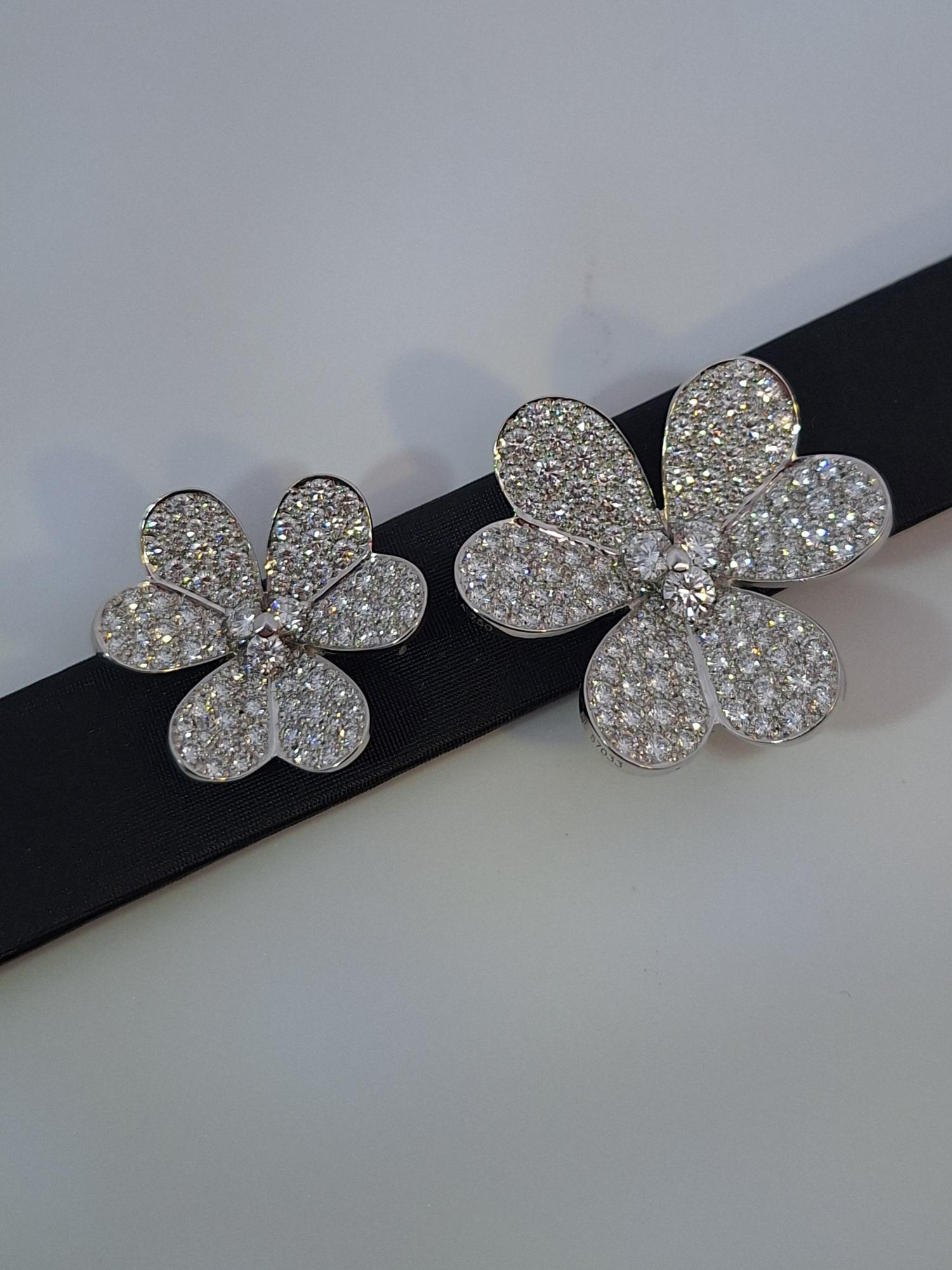Van Cleef & Arpels Frivole Diamond Choker Necklace and Bracelet Set For Sale 1
