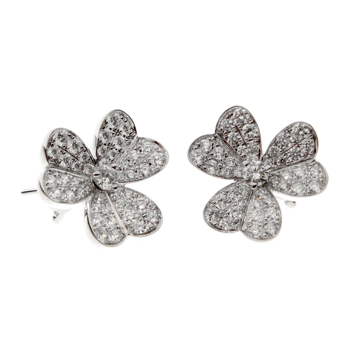 Round Cut Van Cleef & Arpels Frivole Diamond Necklace and Earring Suite