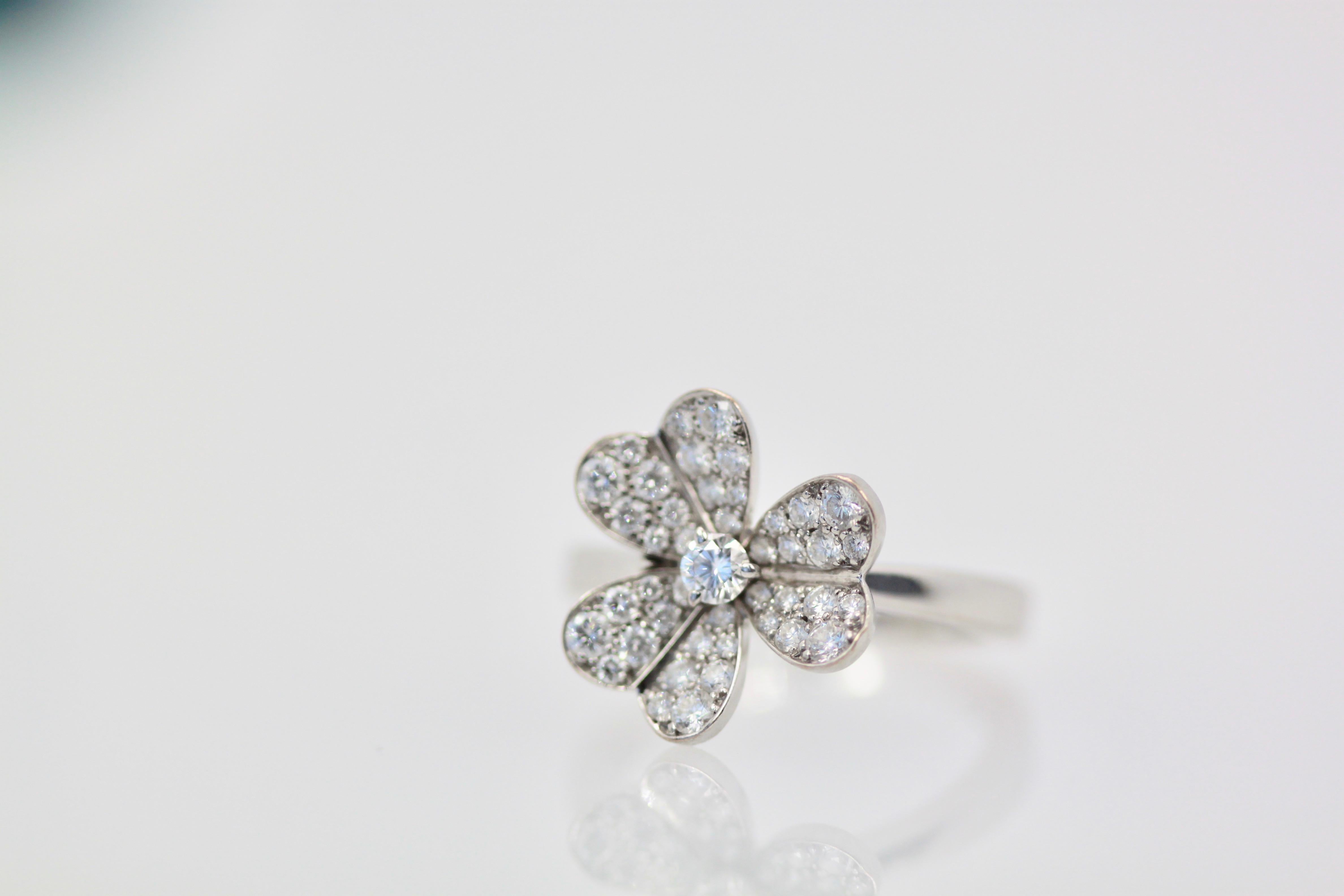 Women's Van Cleef & Arpels Frivole Diamond Ring