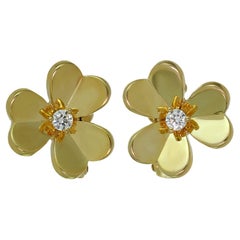 Van Cleef & Arpels Frivole Diamond Yellow Gold Small Earrings